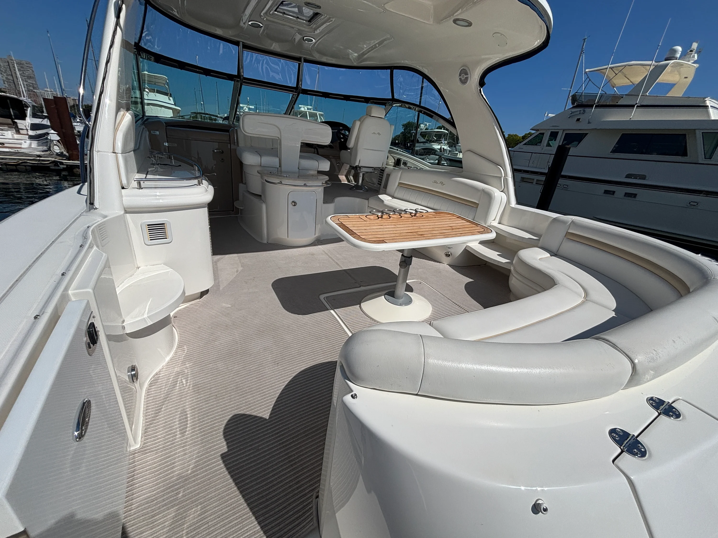 2009 Sea Ray 520 SUNDANCER Image Thumbnail #9