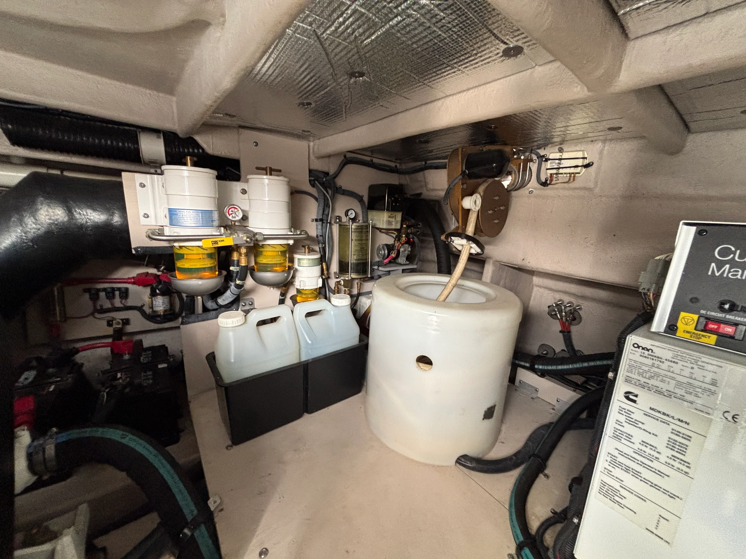 2009 Sea Ray 520 SUNDANCER Image Thumbnail #35