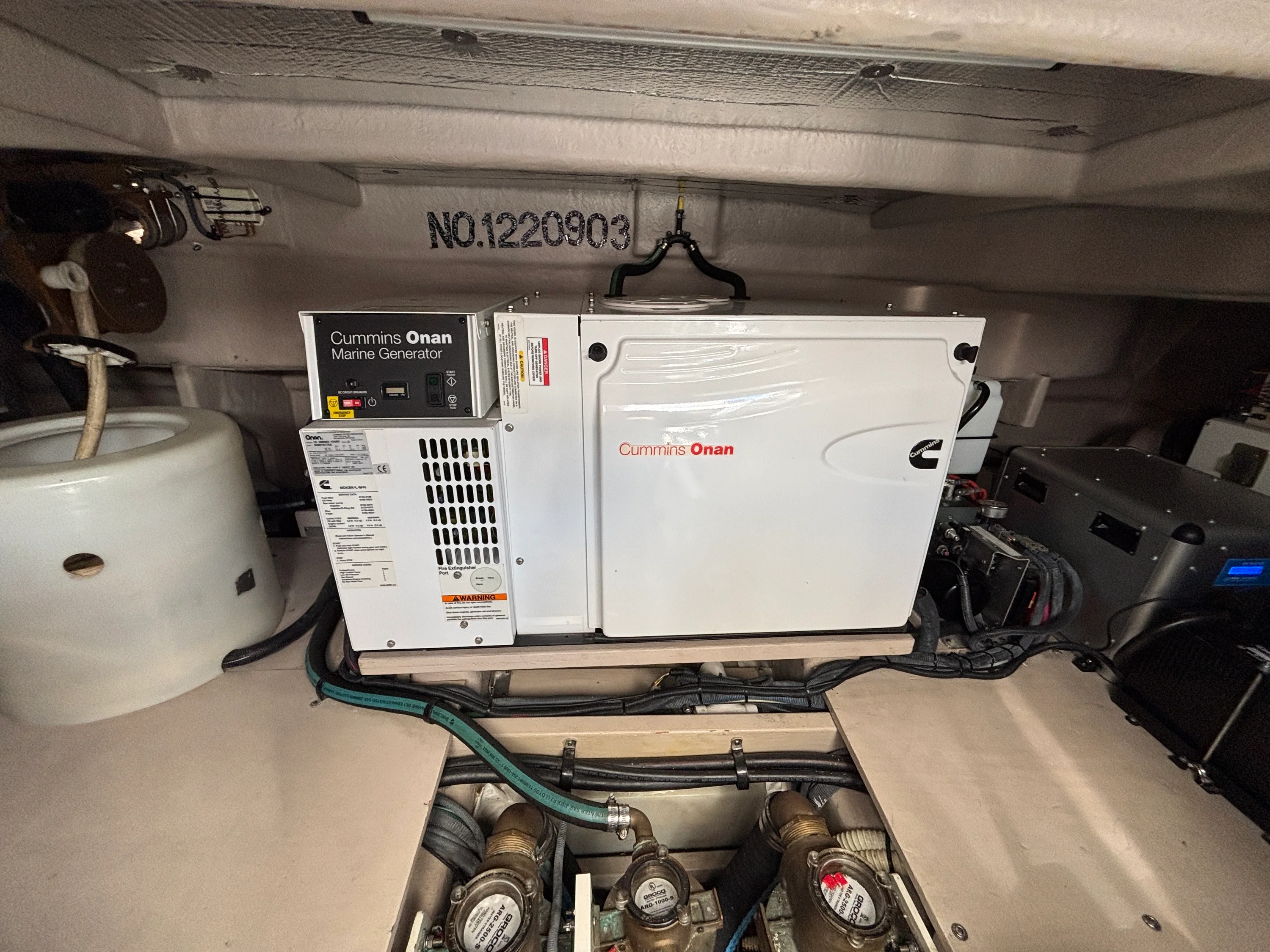 2009 Sea Ray 520 SUNDANCER Image Thumbnail #33