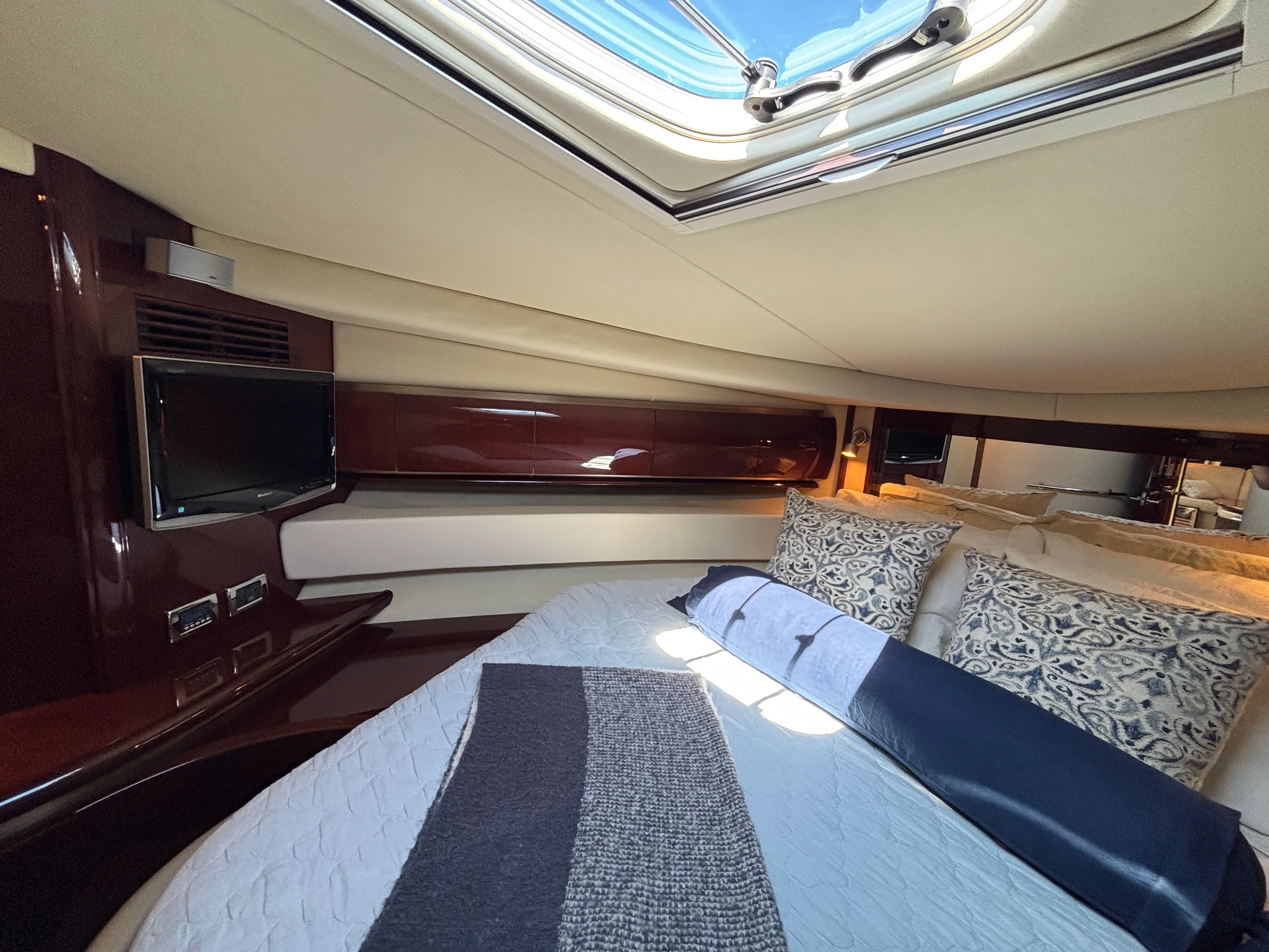 2009 Sea Ray 520 SUNDANCER Image Thumbnail #29