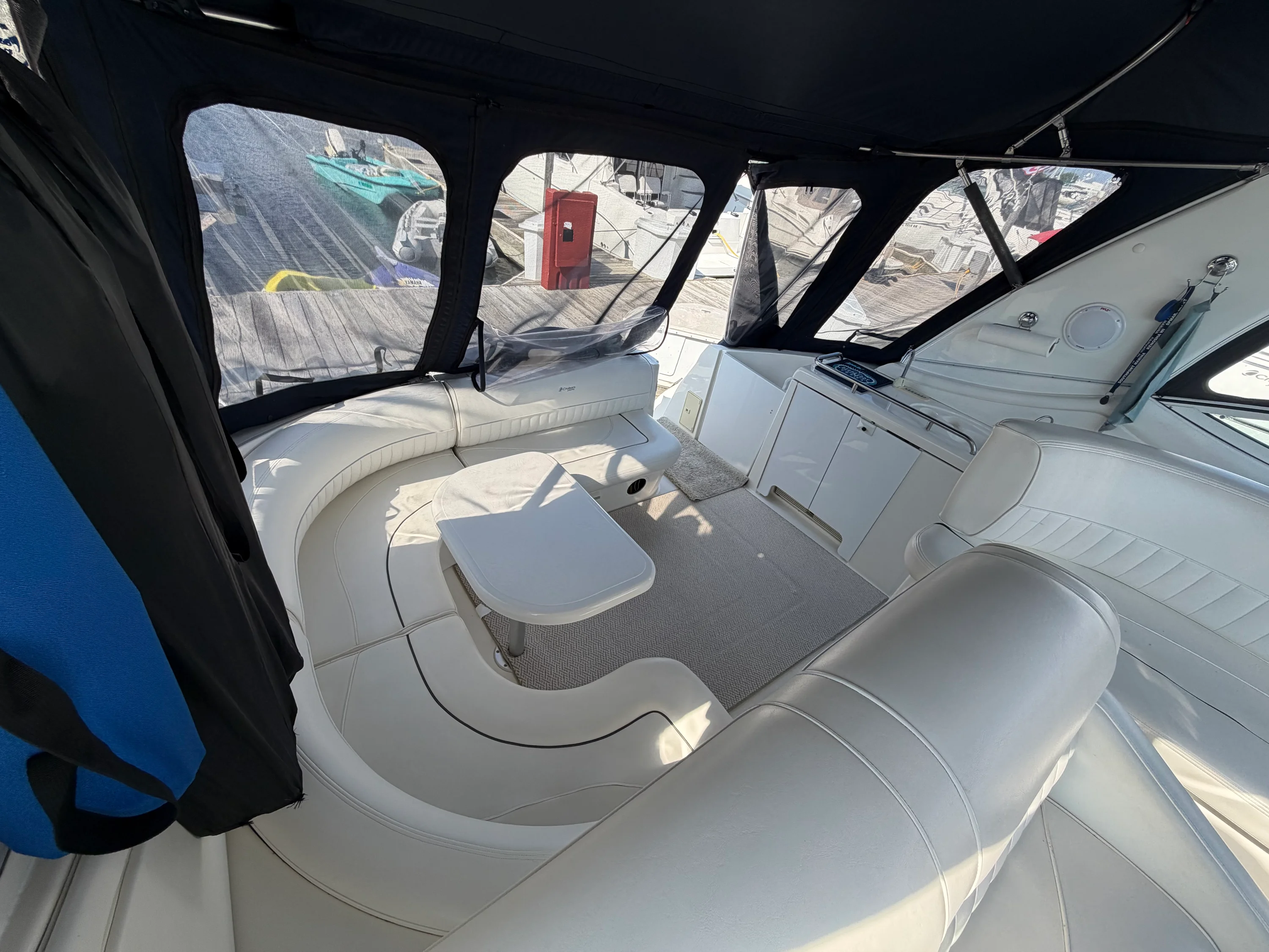 2005 Cruisers Yachts 370 EXPRESS Image Thumbnail #10