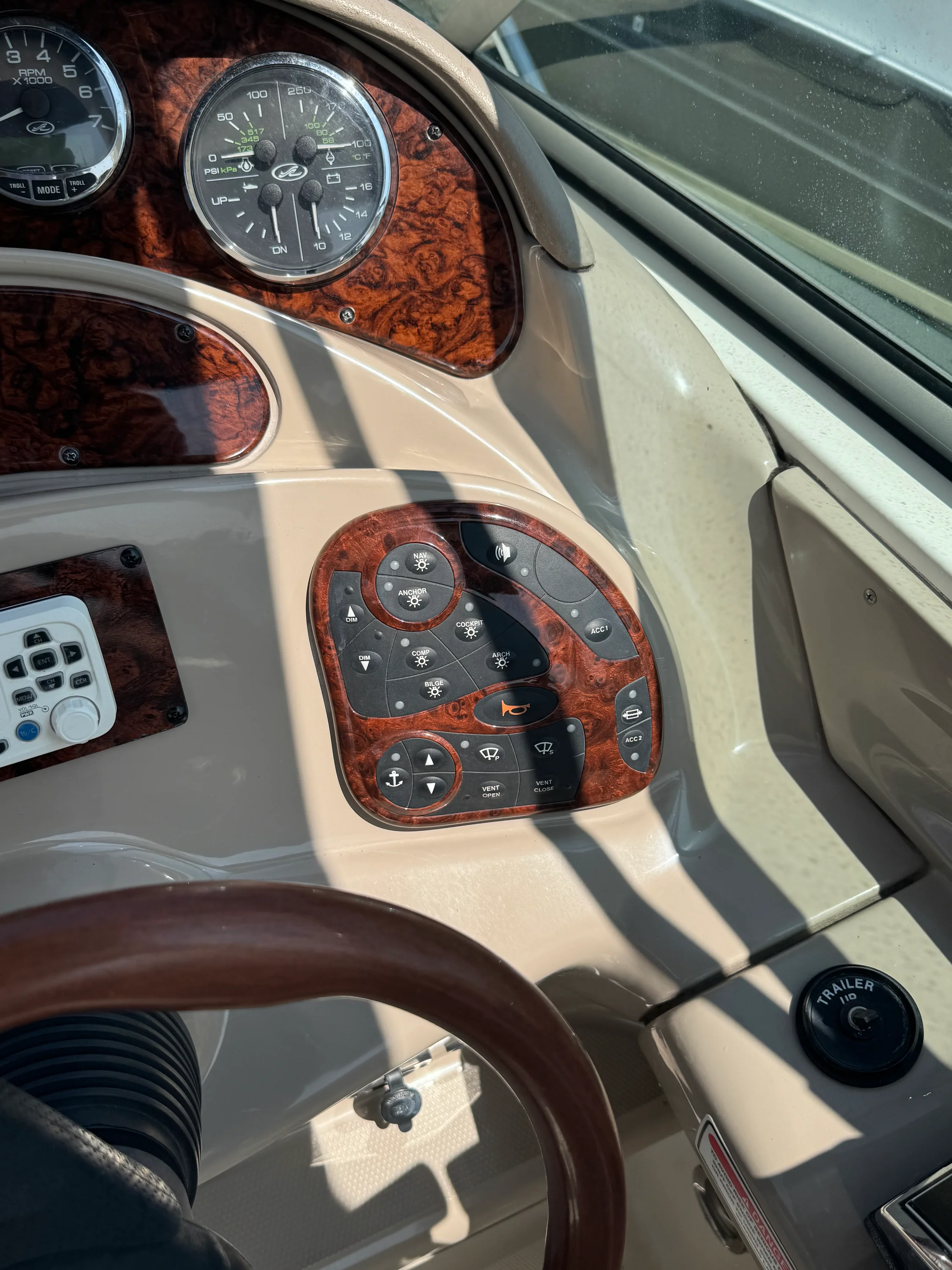 2005 Sea Ray 280 SUNDANCER Image Thumbnail #18