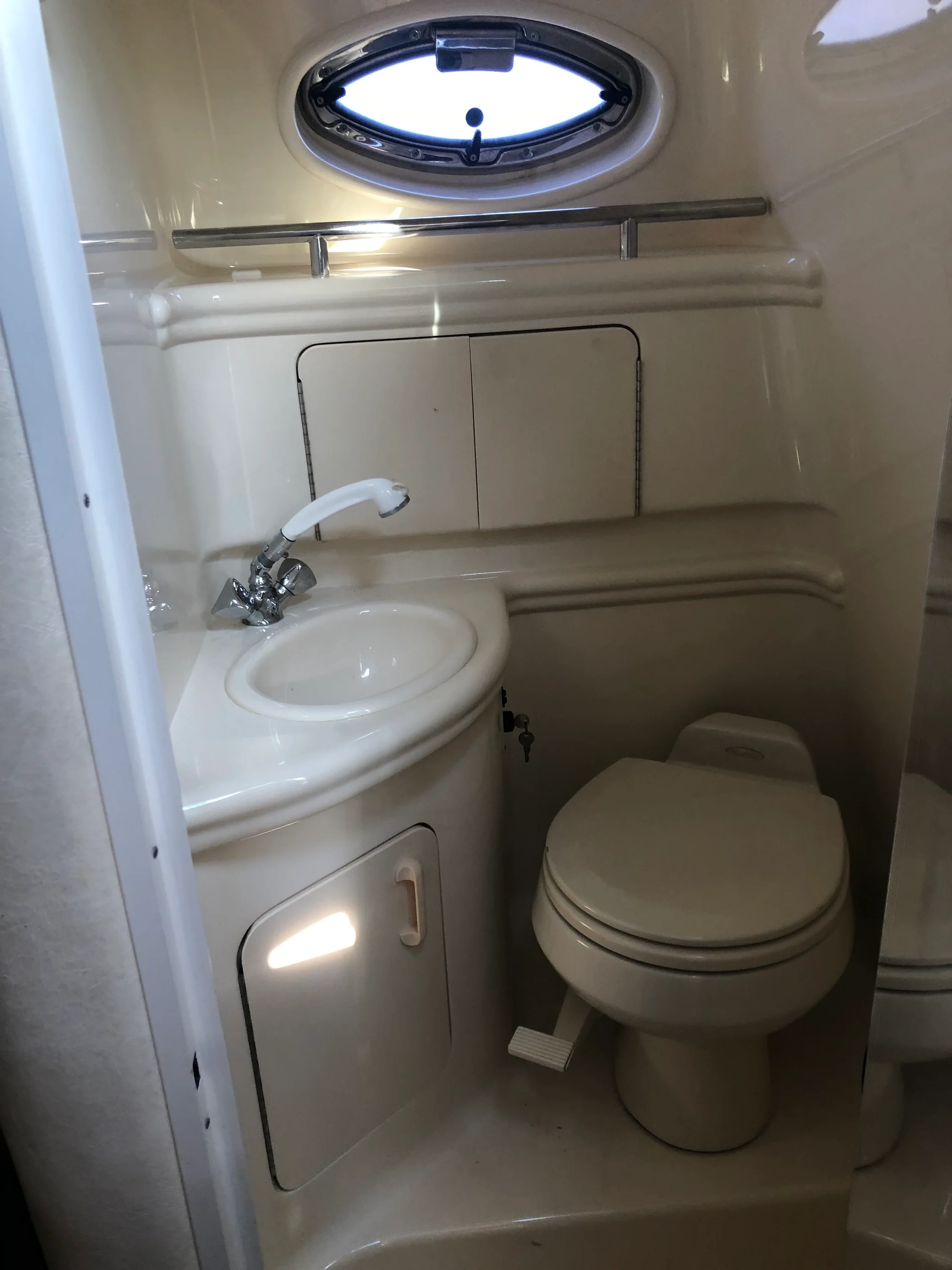 2005 Sea Ray 280 SUNDANCER Image Thumbnail #38