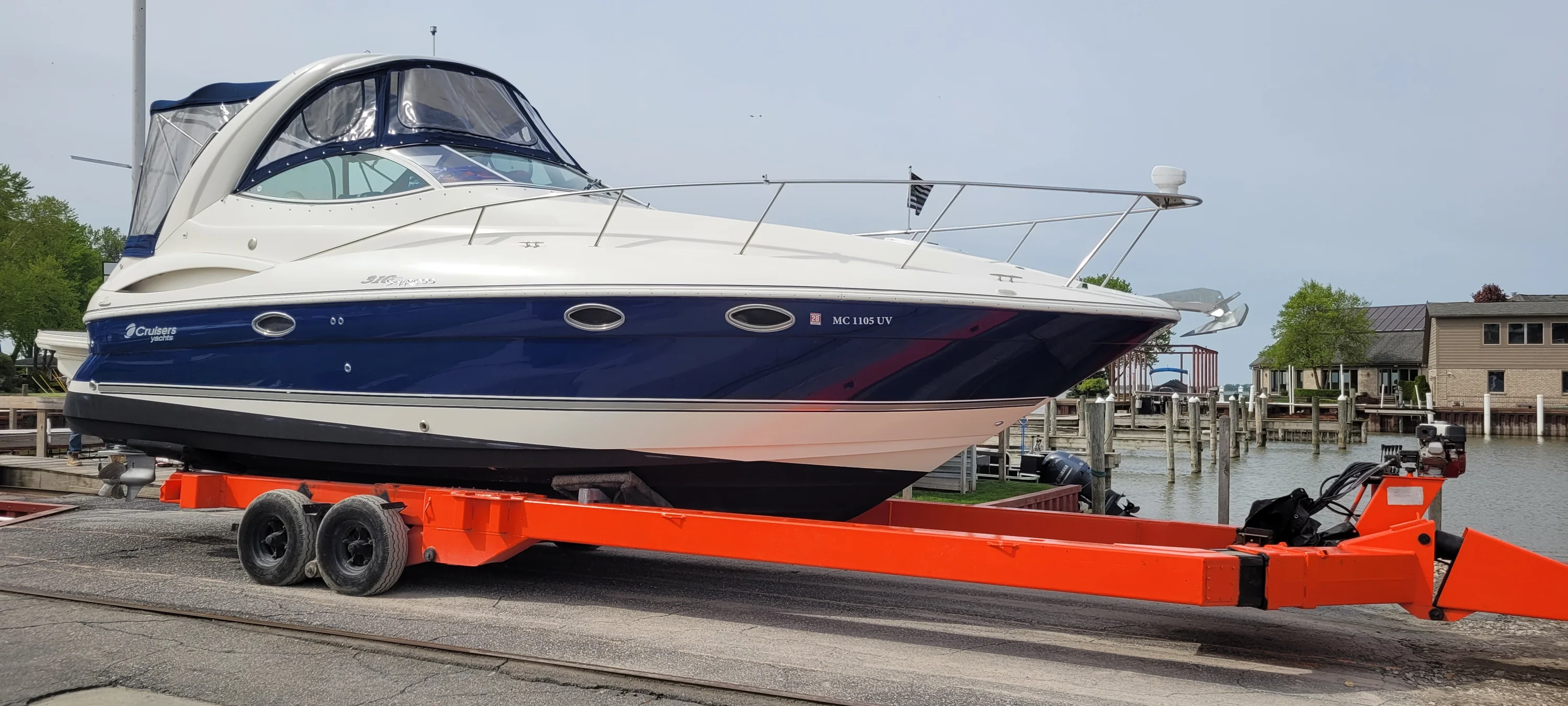 2007 Cruisers Yachts 310 EXPRESS Image Thumbnail #35