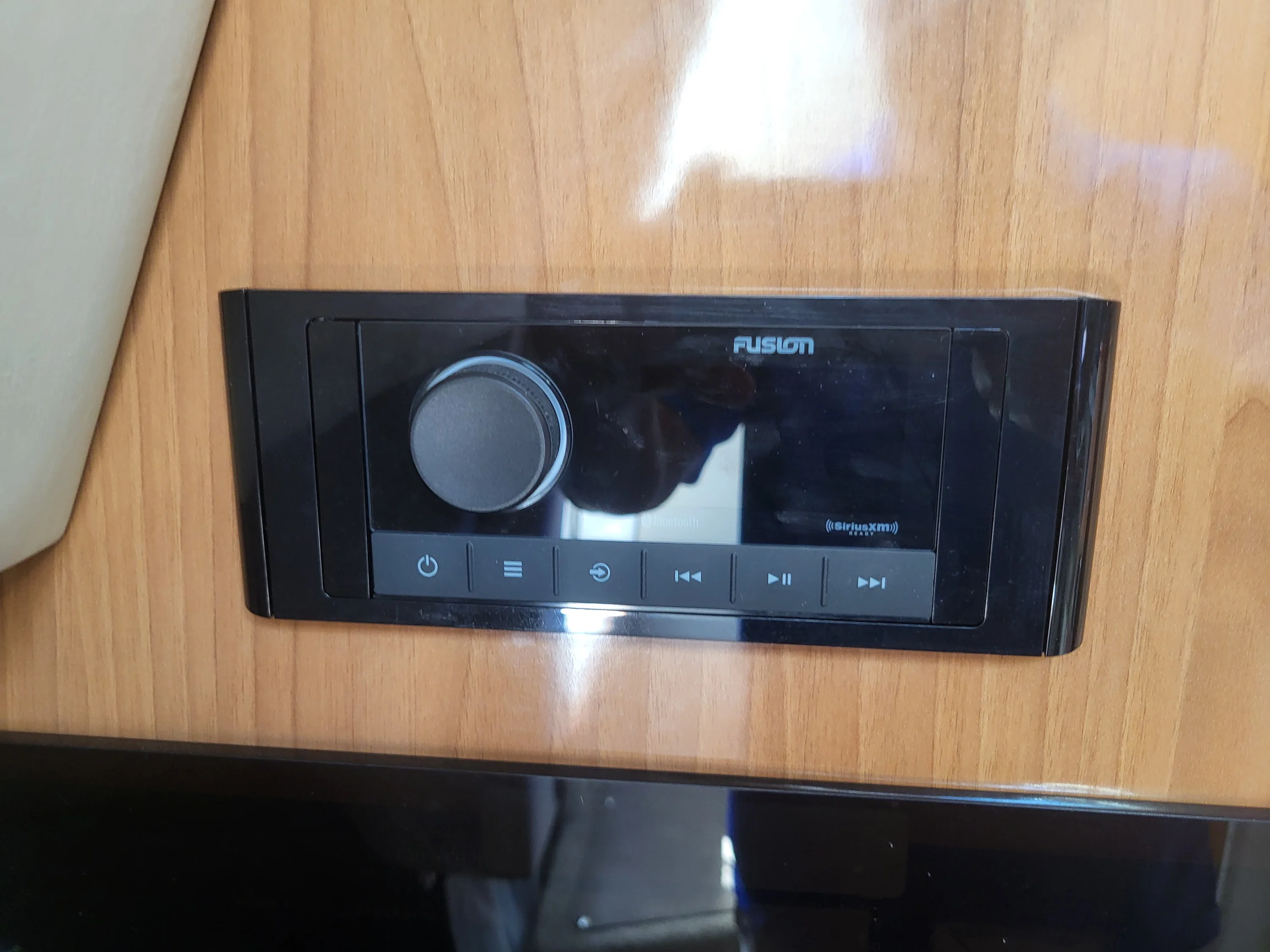 2007 Cruisers Yachts 310 EXPRESS Image Thumbnail #22