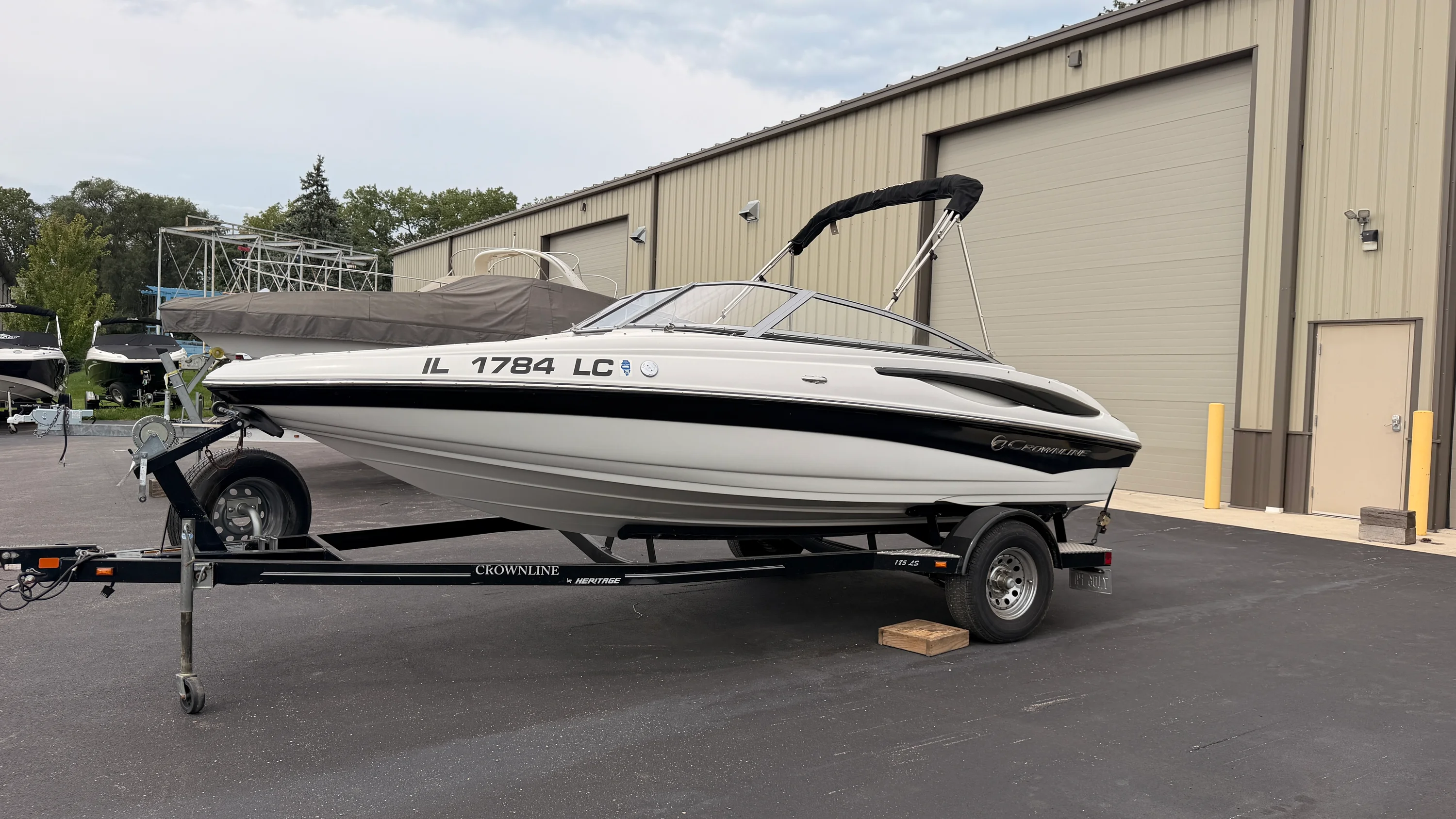 2009 Crownline 185SS Image Thumbnail #0