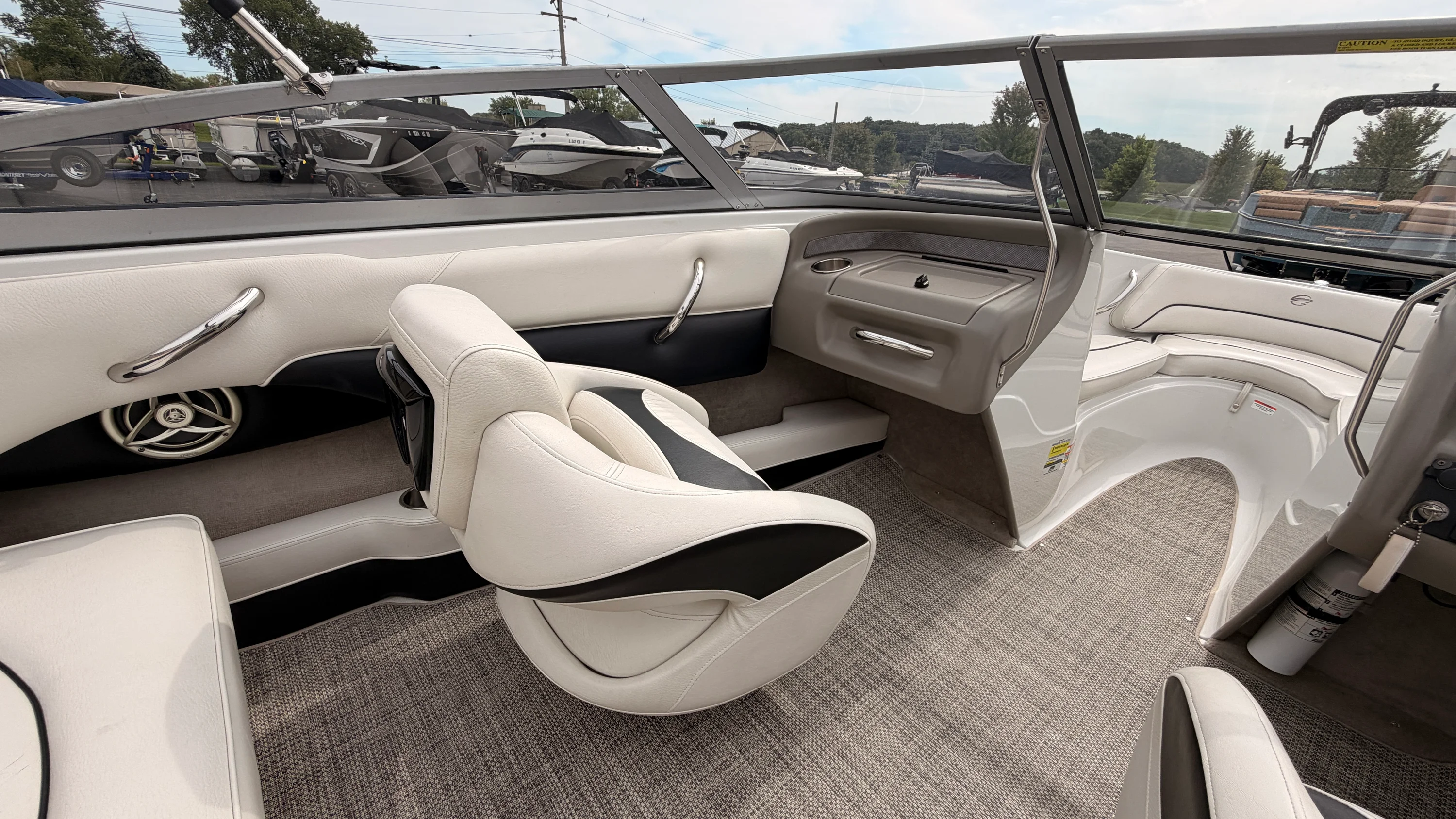 2009 Crownline 185SS Image Thumbnail #27