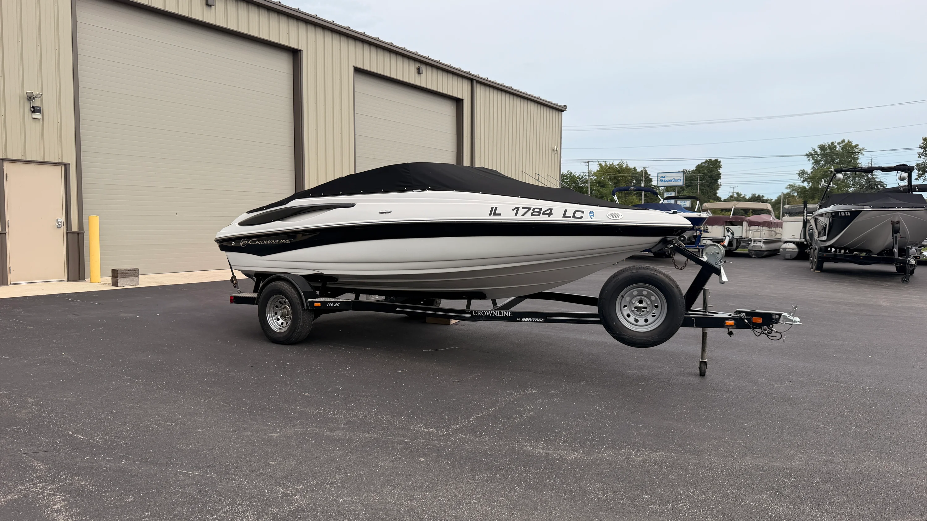 2009 Crownline 185SS Image Thumbnail #2