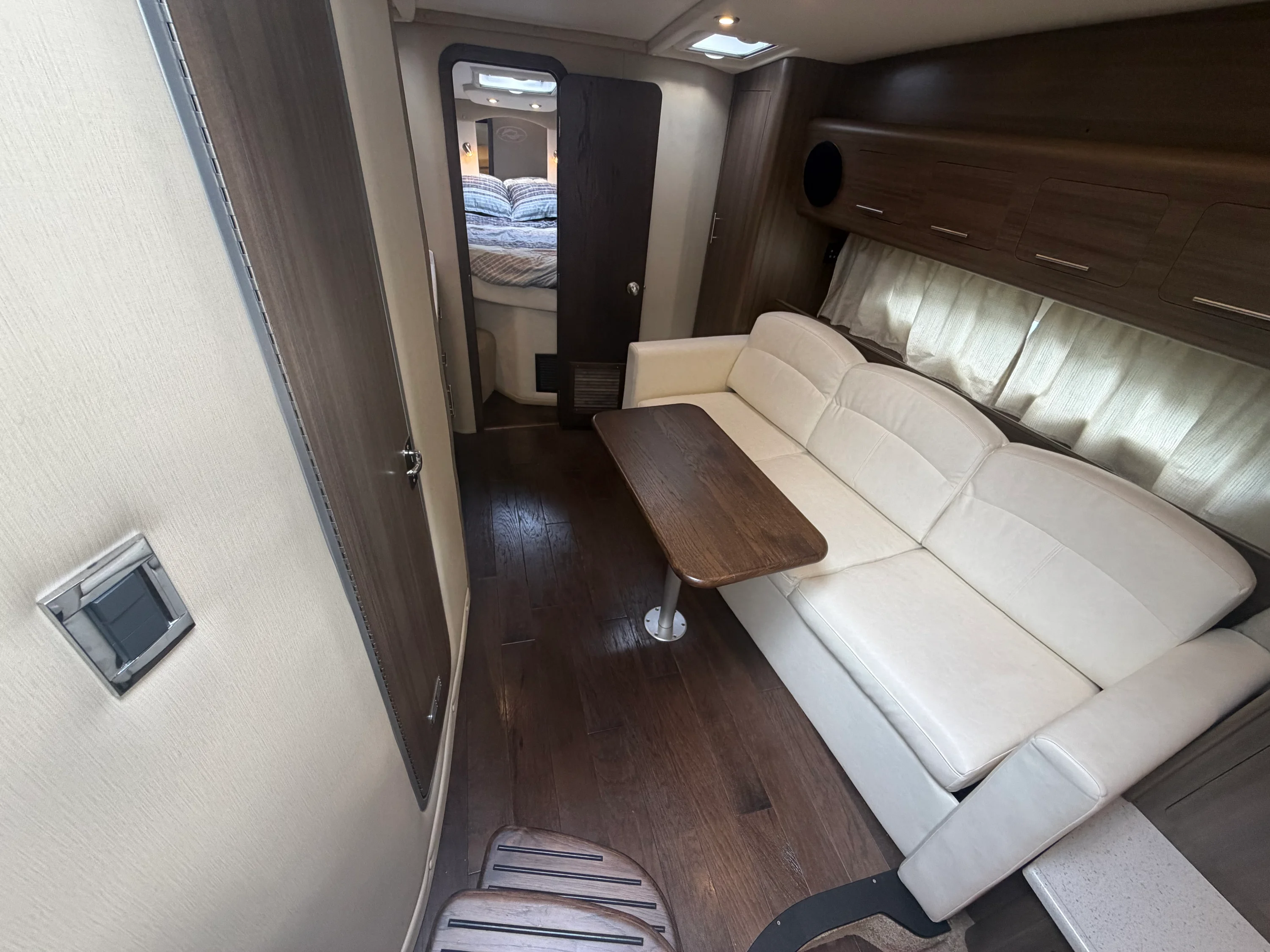 2019 Rinker 370 EX Image Thumbnail #15