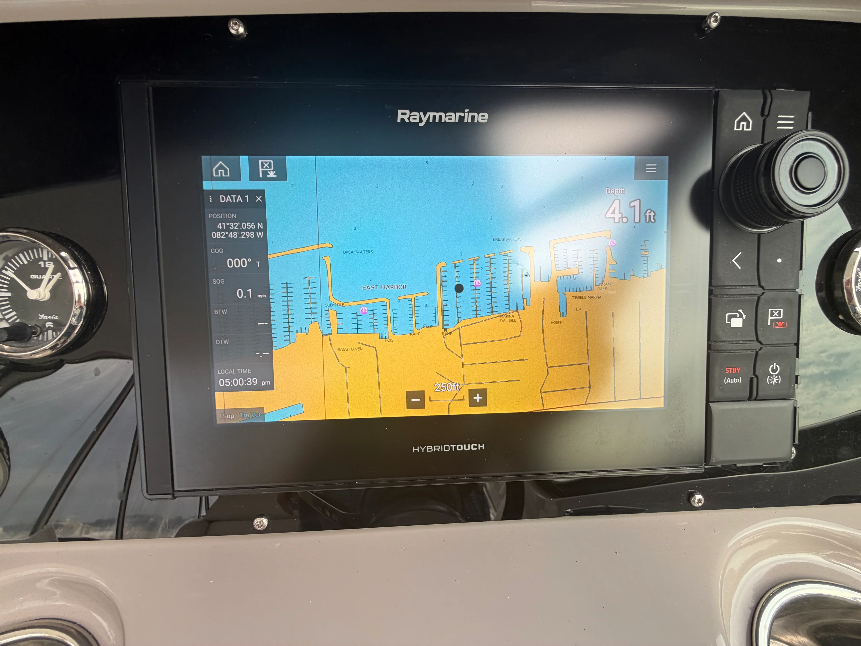 2019 Rinker 370 EX Image Thumbnail #12