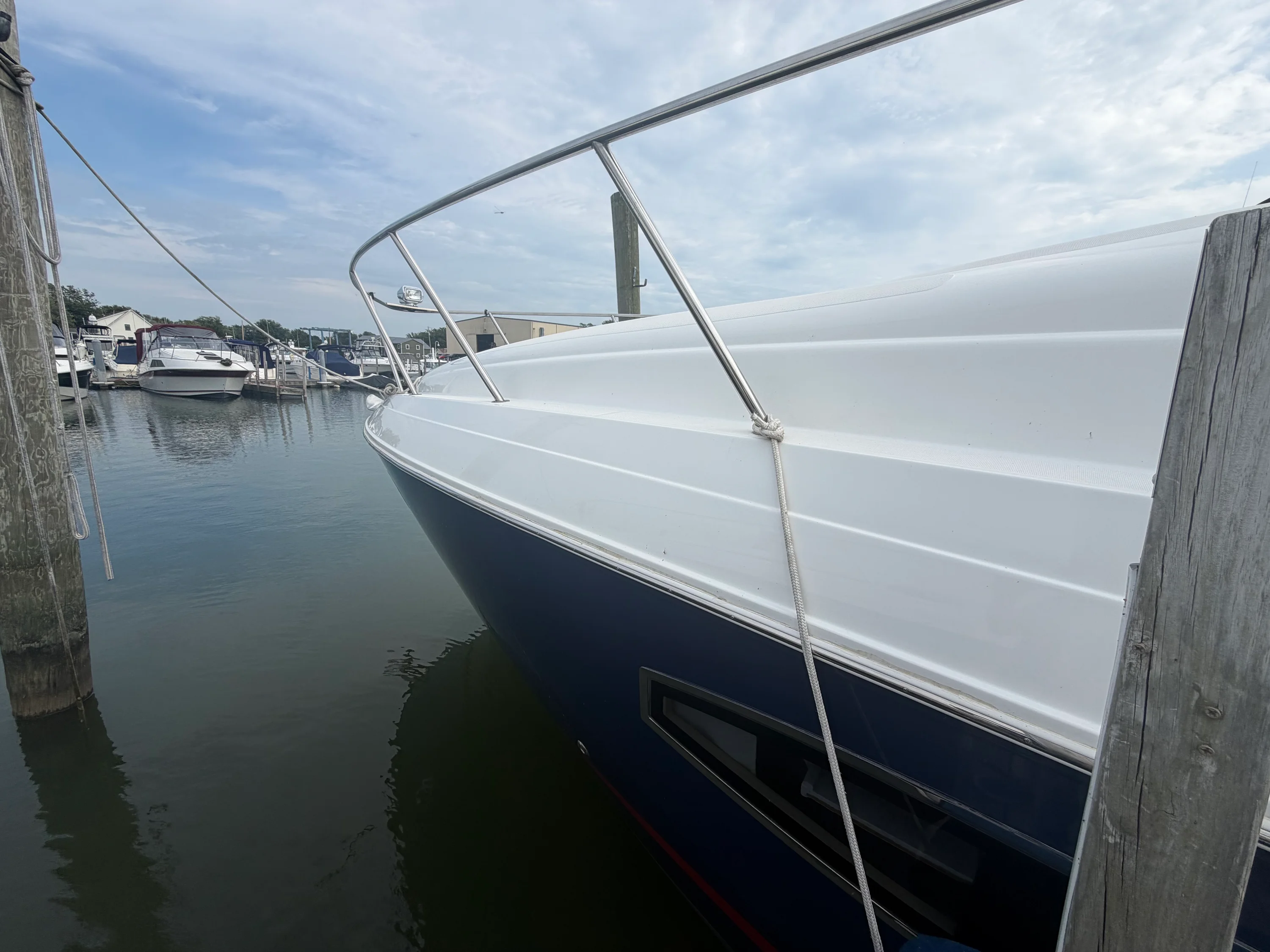 2019 Rinker 370 EX Image Thumbnail #4