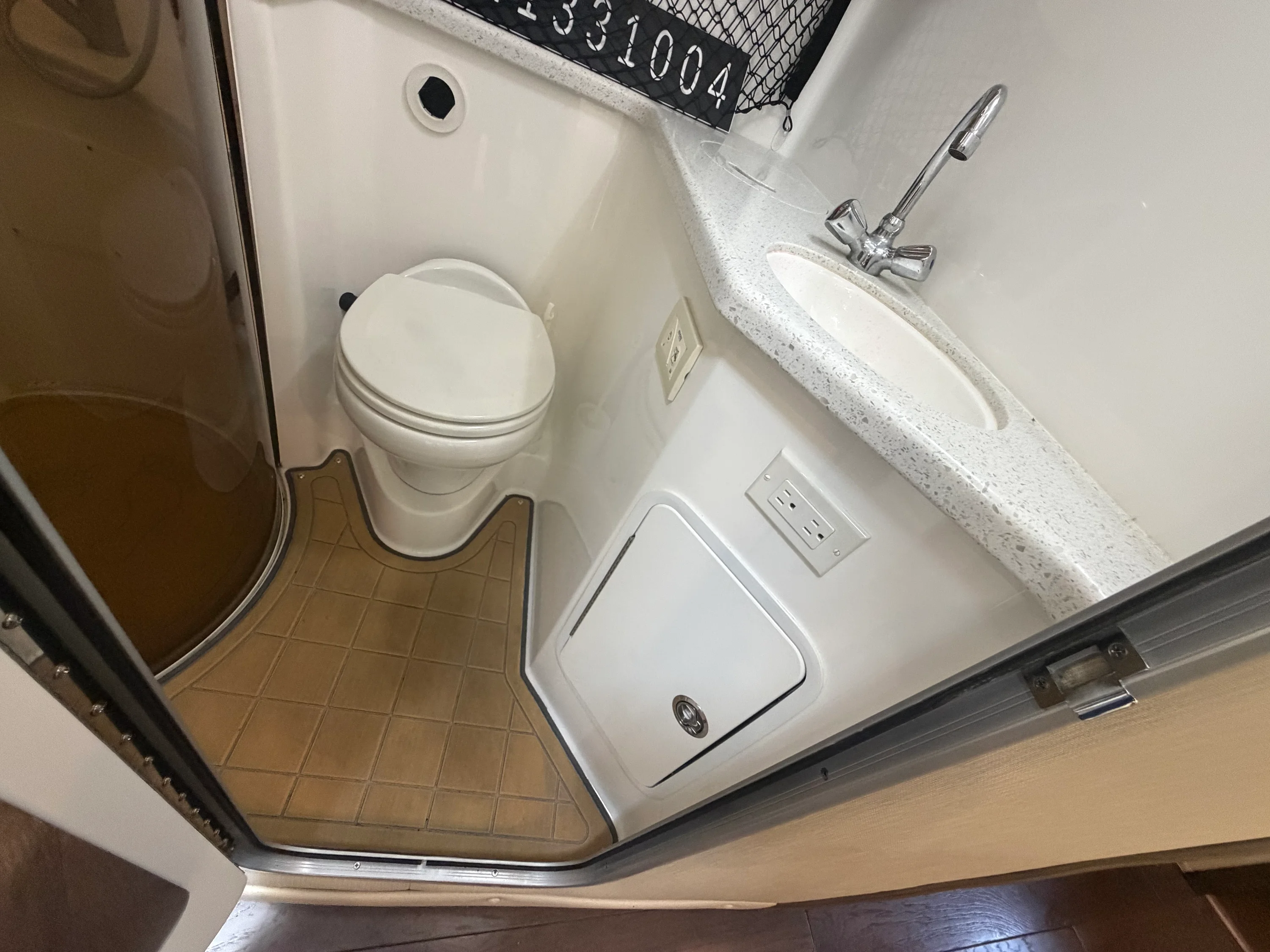 2019 Rinker 370 EX Image Thumbnail #25