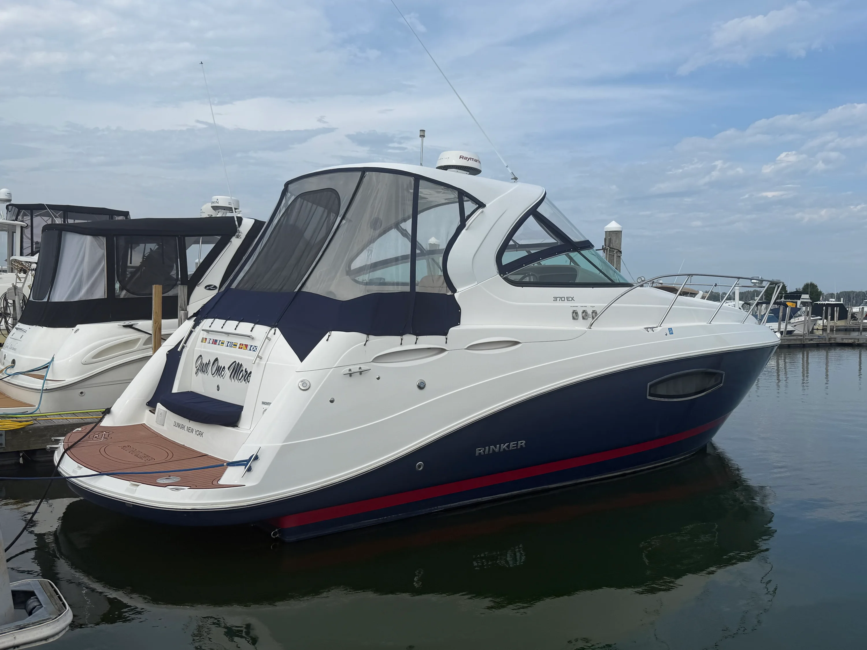 2019 Rinker 370 EX Image Thumbnail #1