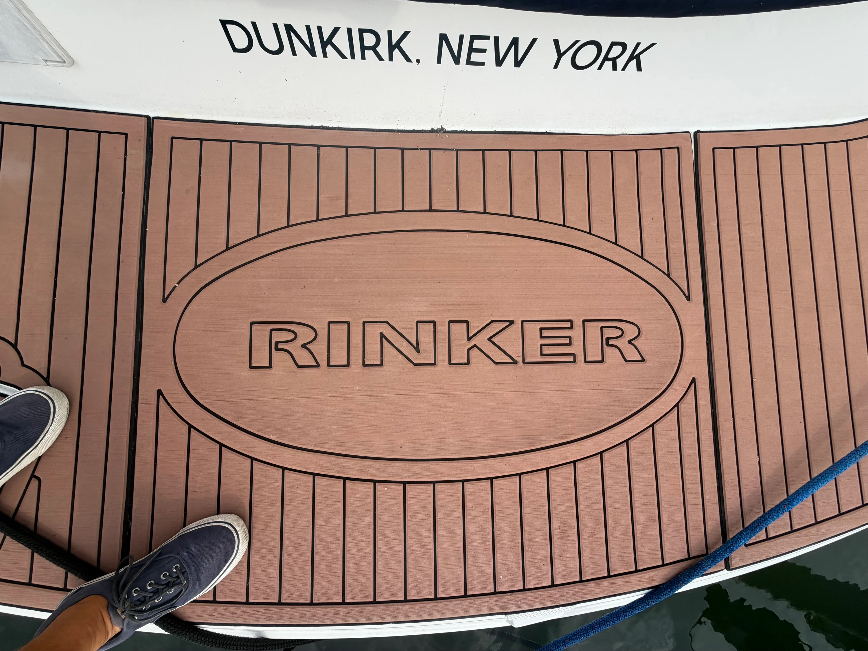 2019 Rinker 370 EX Image Thumbnail #6