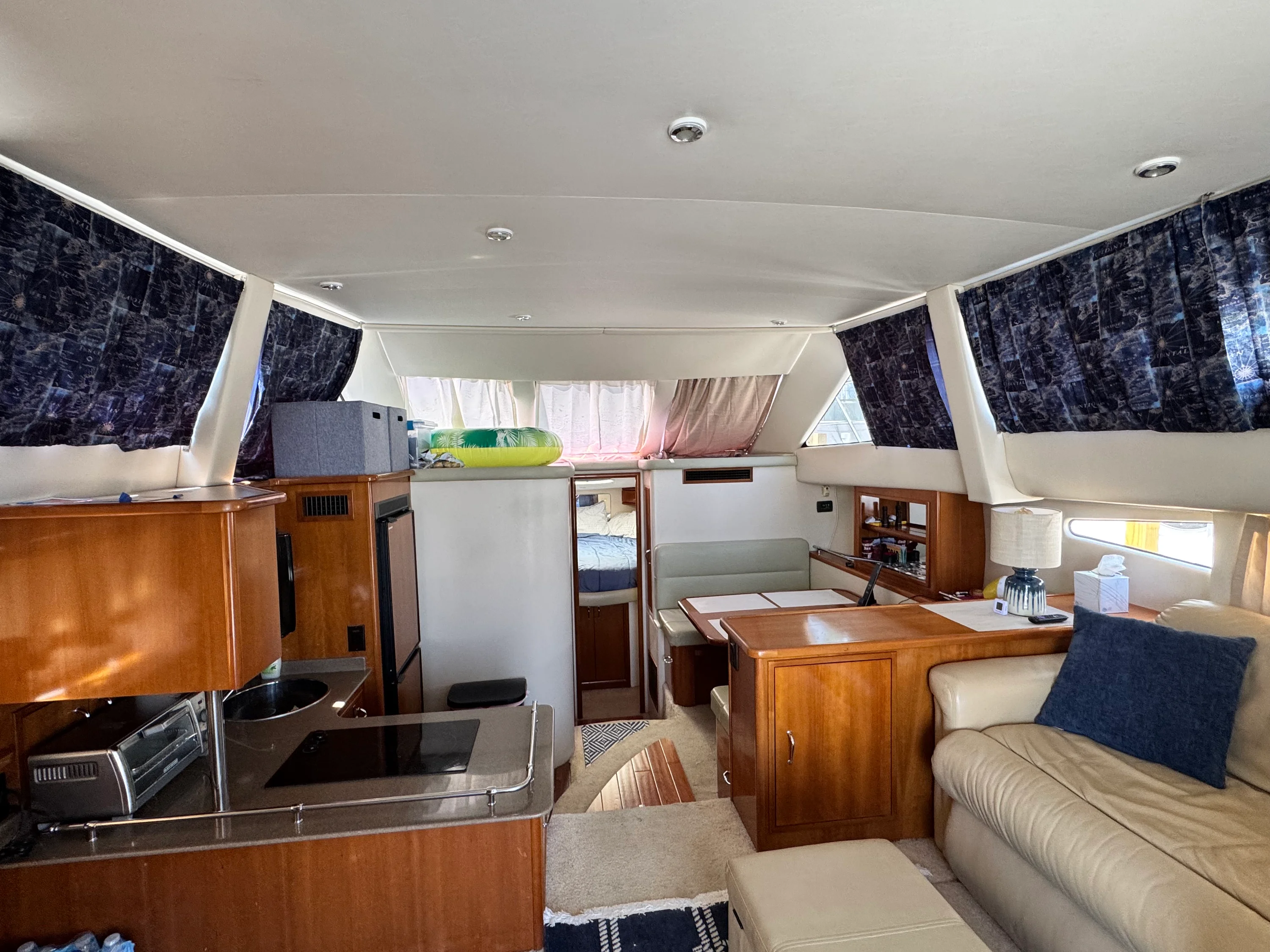 2005 Carver Yachts 33 SUPER SPORT Image Thumbnail #9