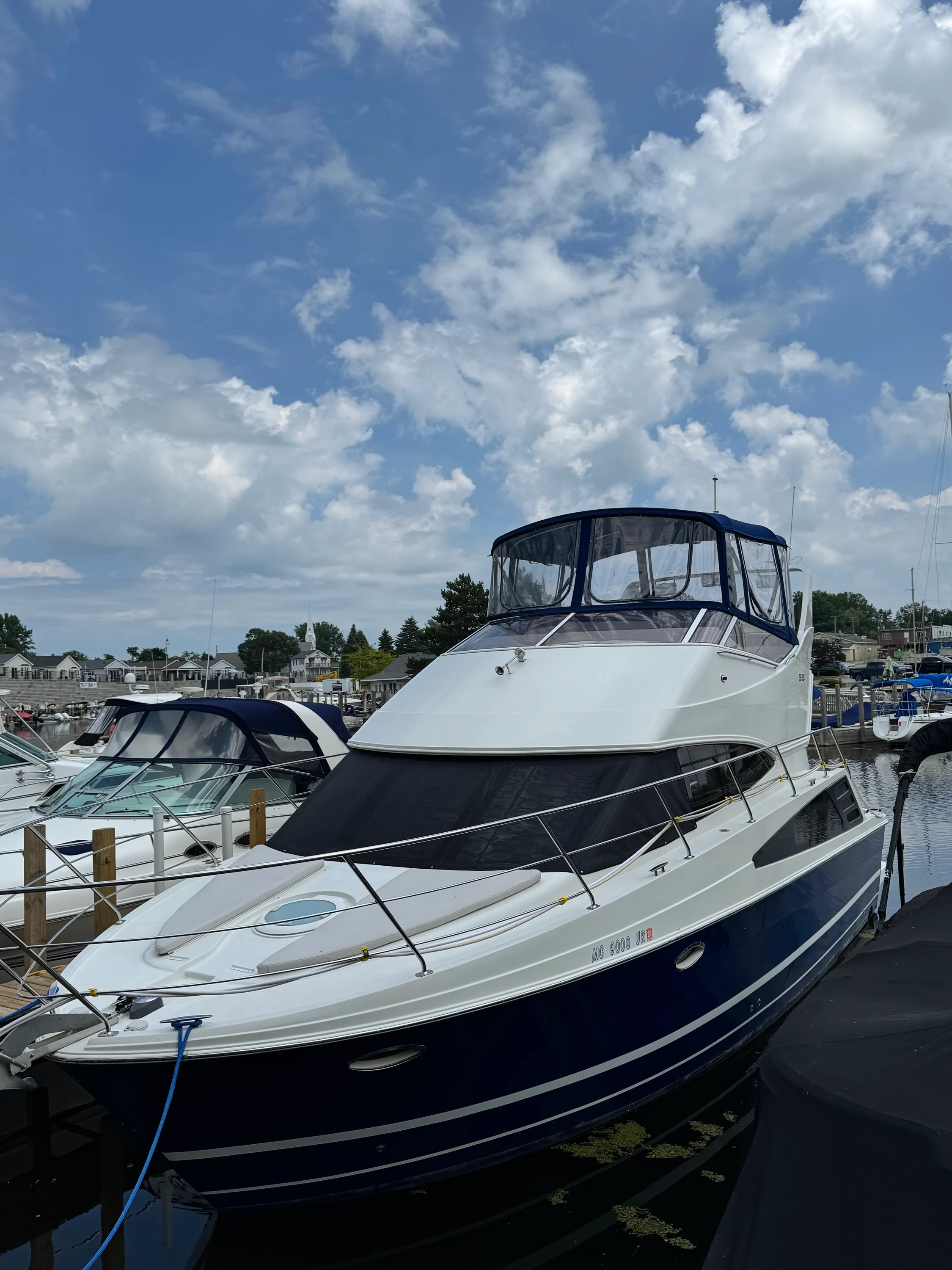 2005 Carver Yachts 33 SUPER SPORT Image Thumbnail #0