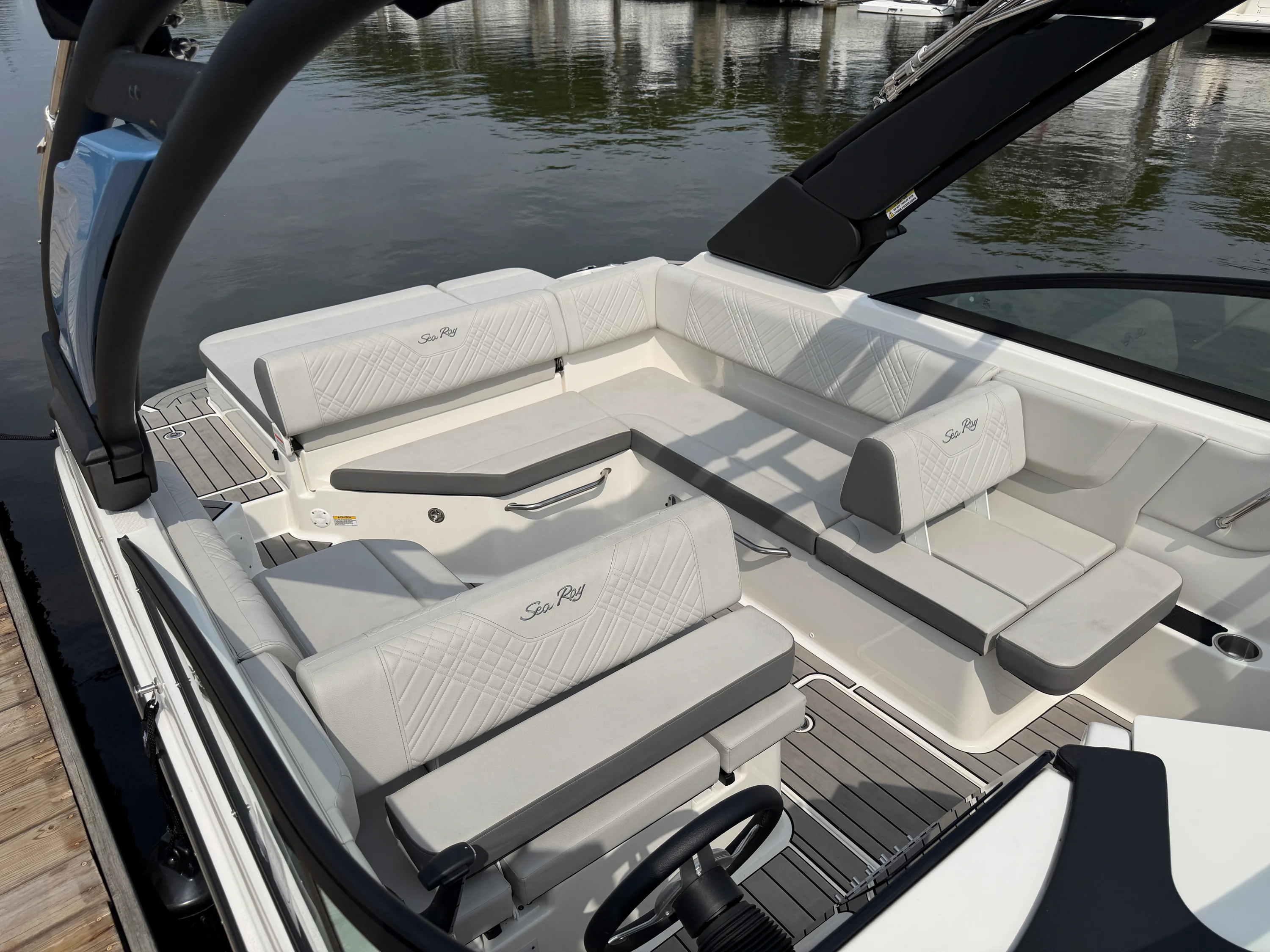 2025 Sea Ray SDX 250 Image Thumbnail #15