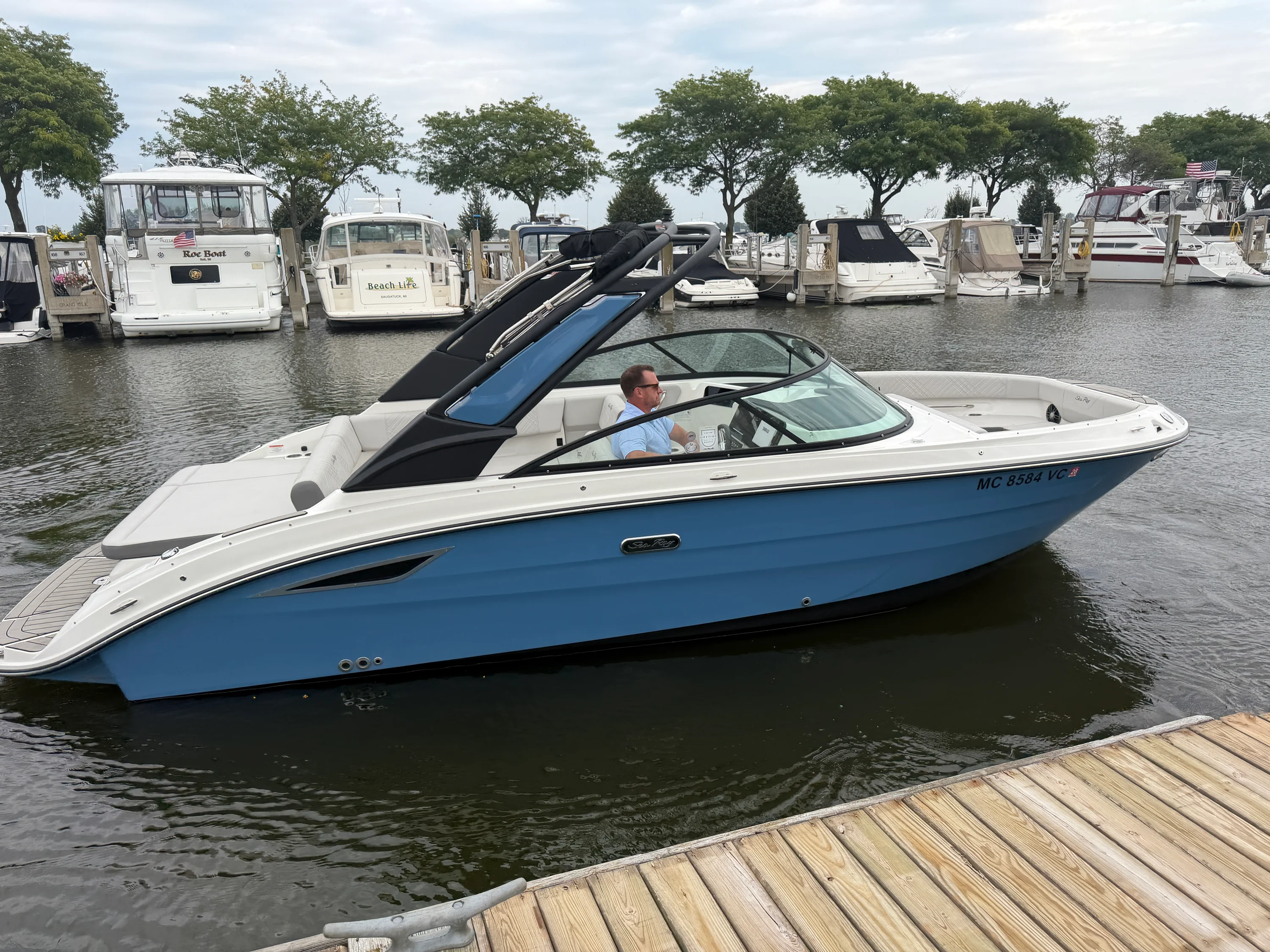 2025 Sea Ray SDX 250 Image Thumbnail #8