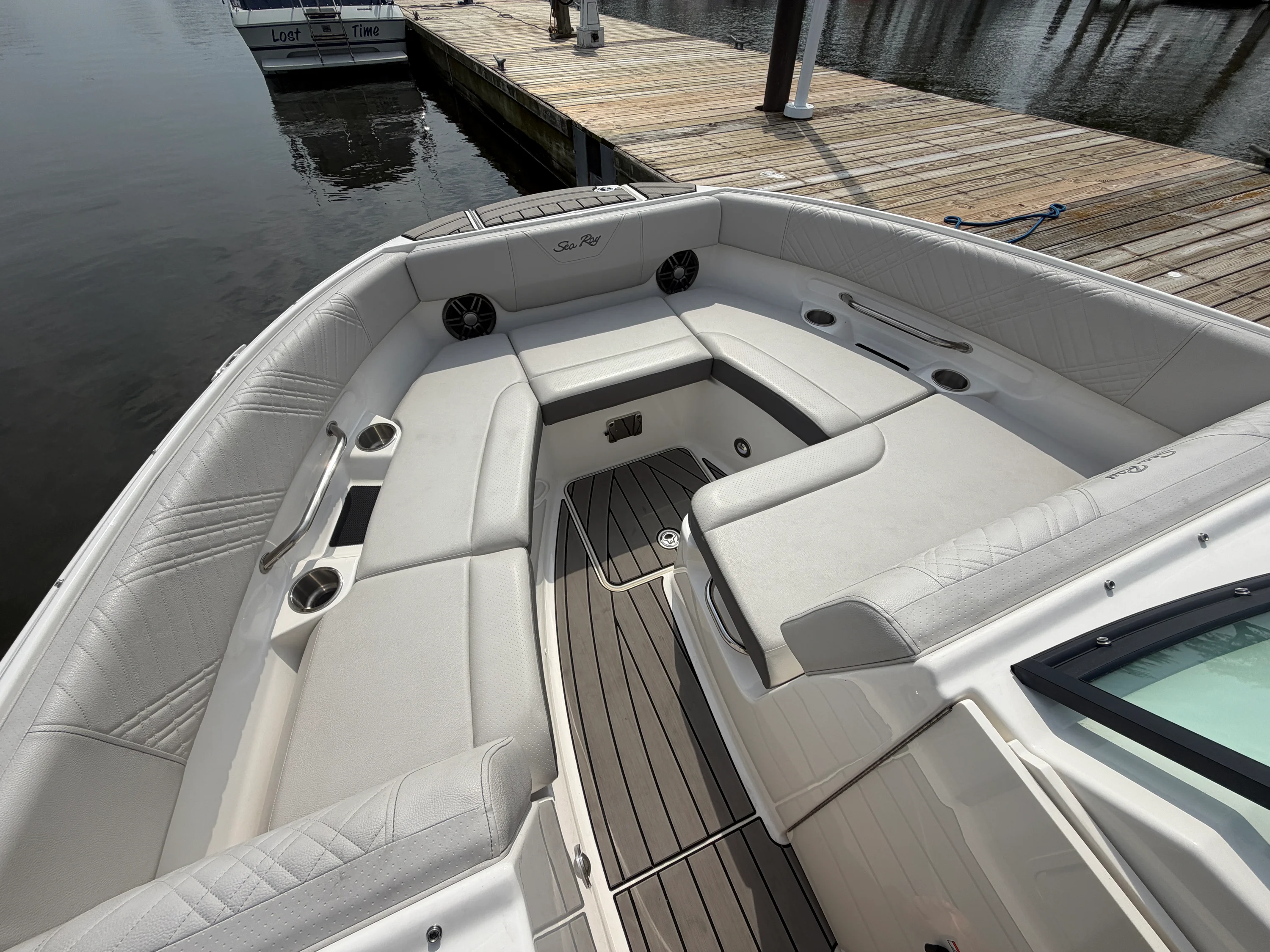 2025 Sea Ray SDX 250 Image Thumbnail #14