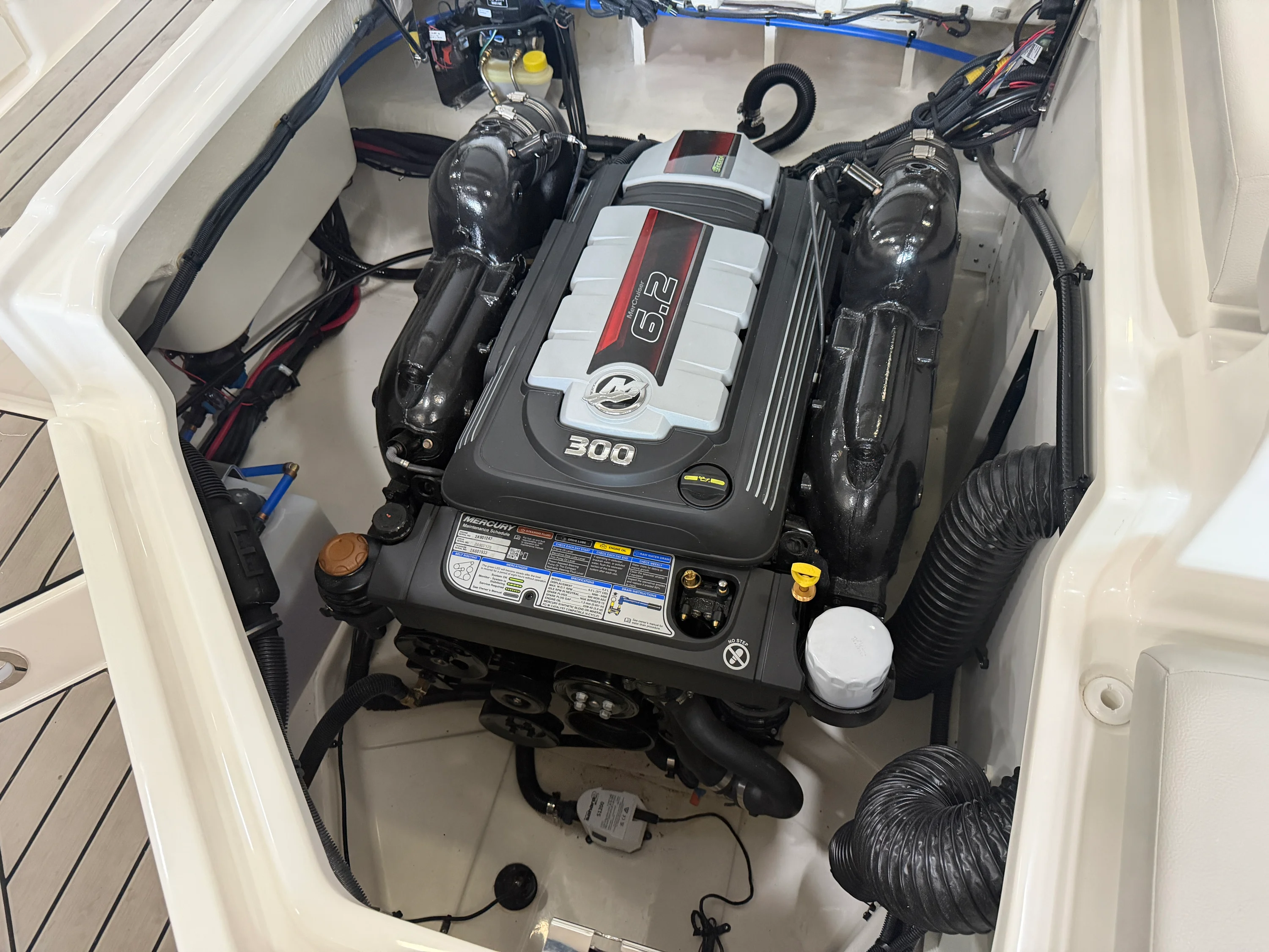 2025 Sea Ray SDX 250 Image Thumbnail #34