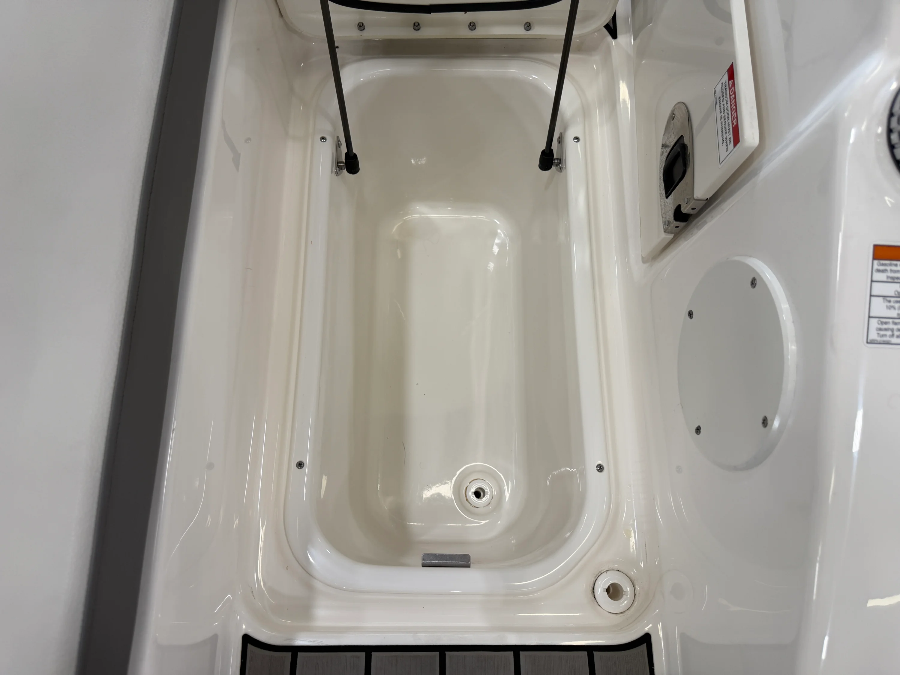 2025 Sea Ray SDX 250 Image Thumbnail #43