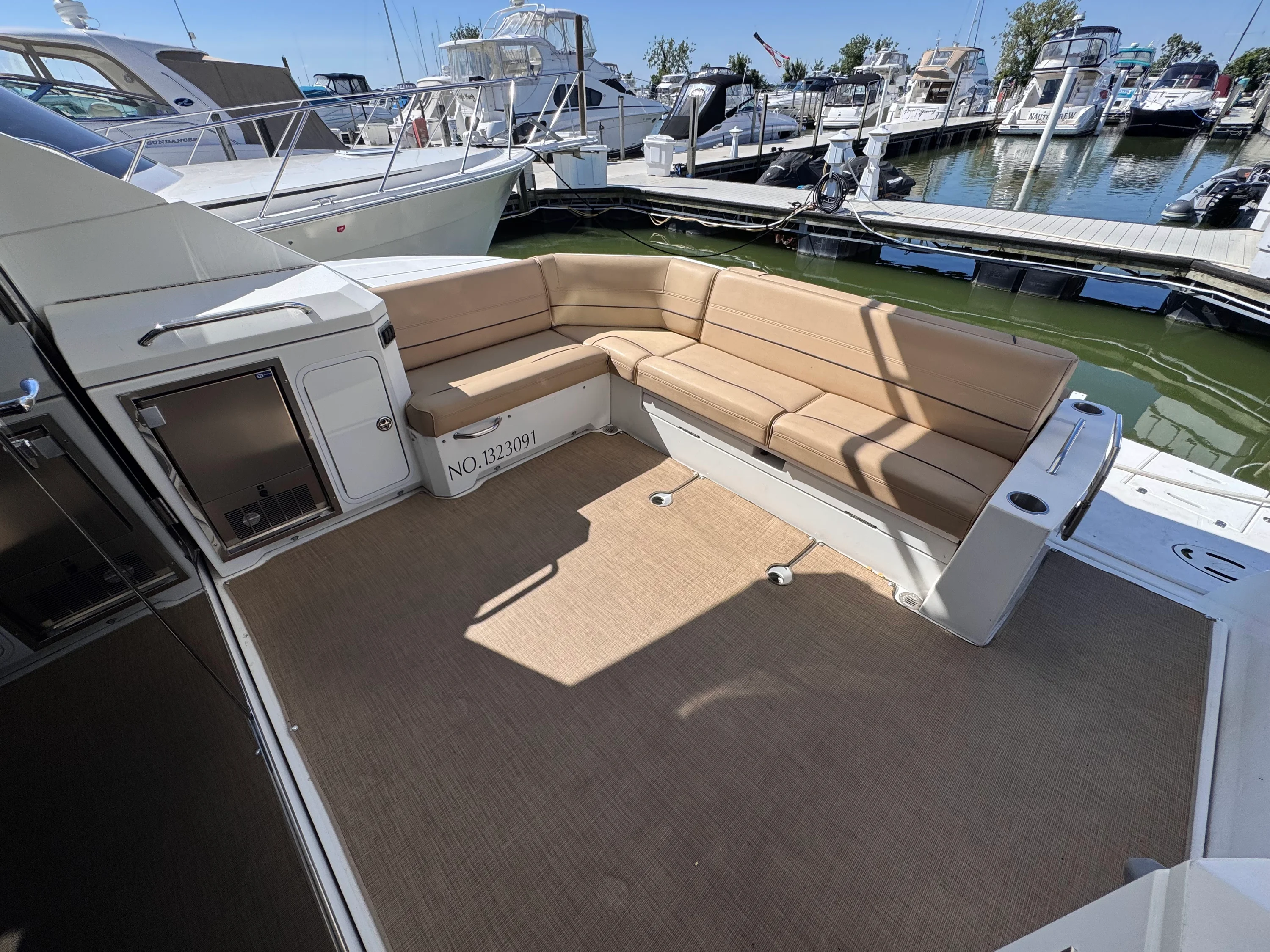 2014 Cruisers Yachts 45 CANTIUS Image Thumbnail #31