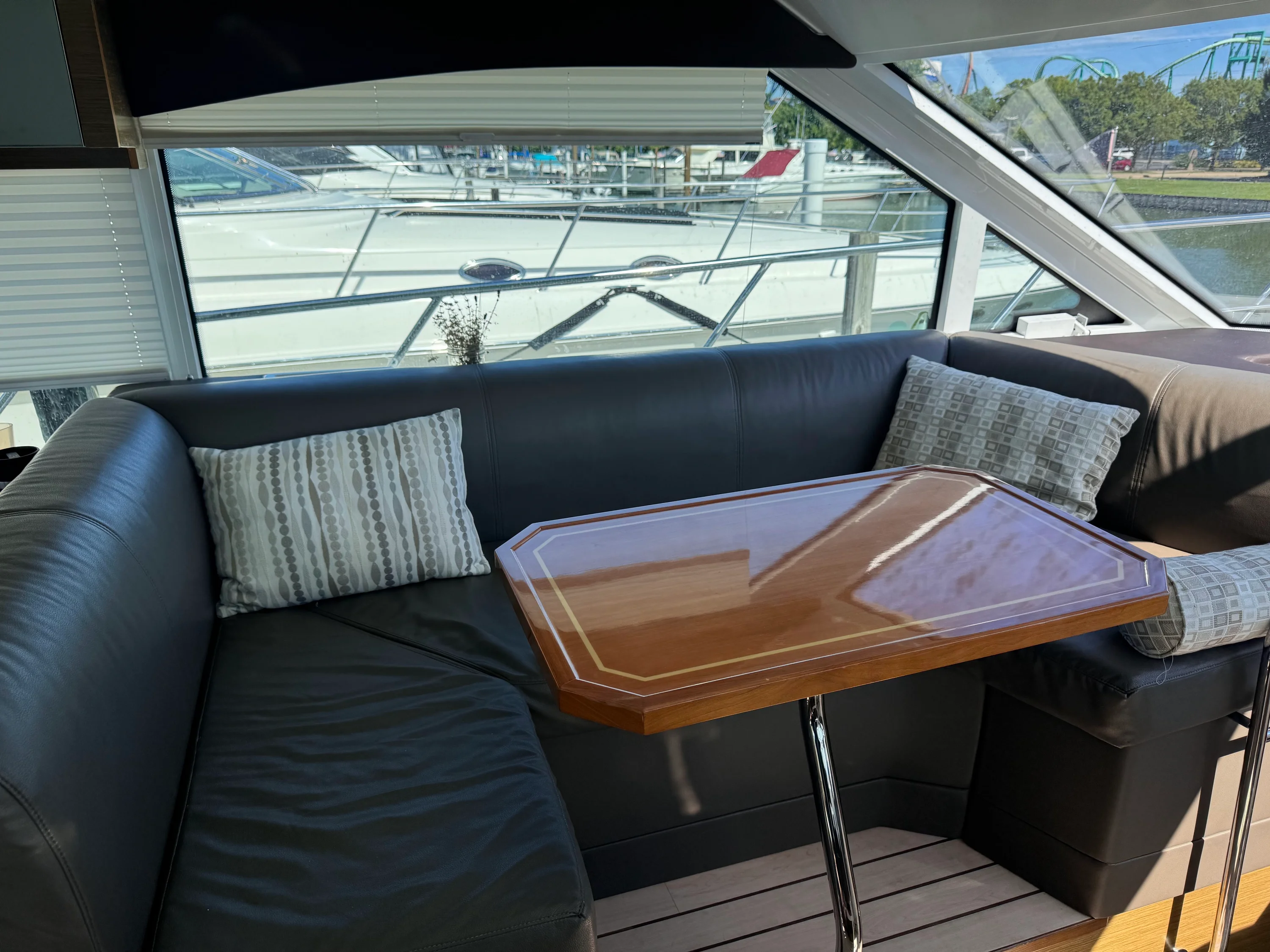 2014 Cruisers Yachts 45 CANTIUS Image Thumbnail #43