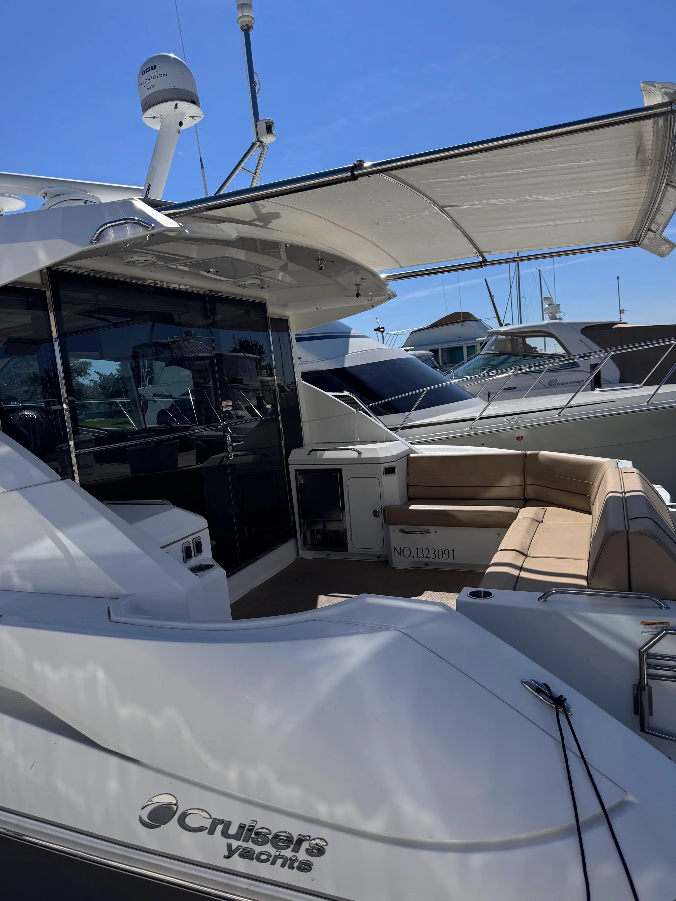 2014 Cruisers Yachts 45 CANTIUS Image Thumbnail #29