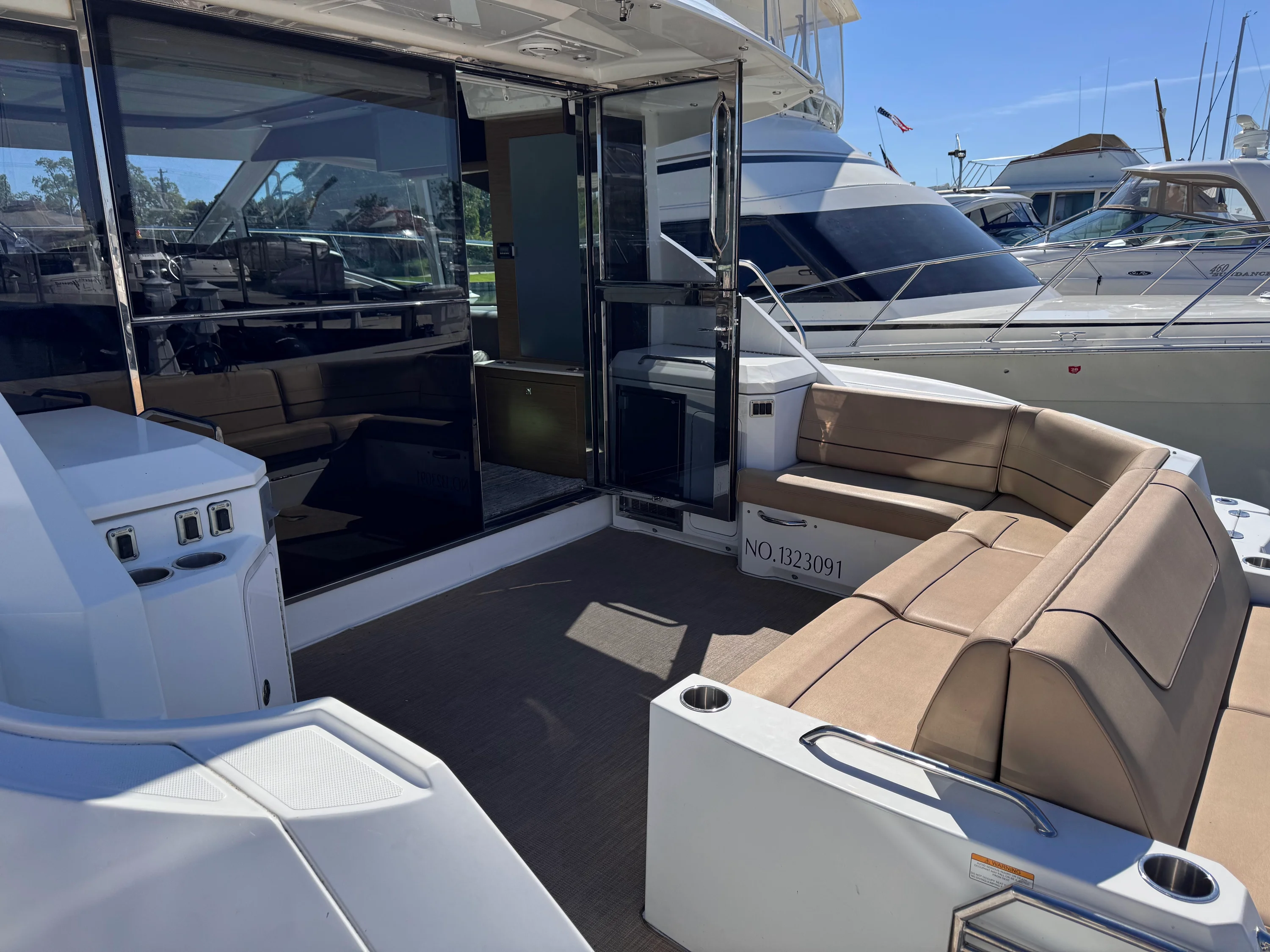 2014 Cruisers Yachts 45 CANTIUS Image Thumbnail #15