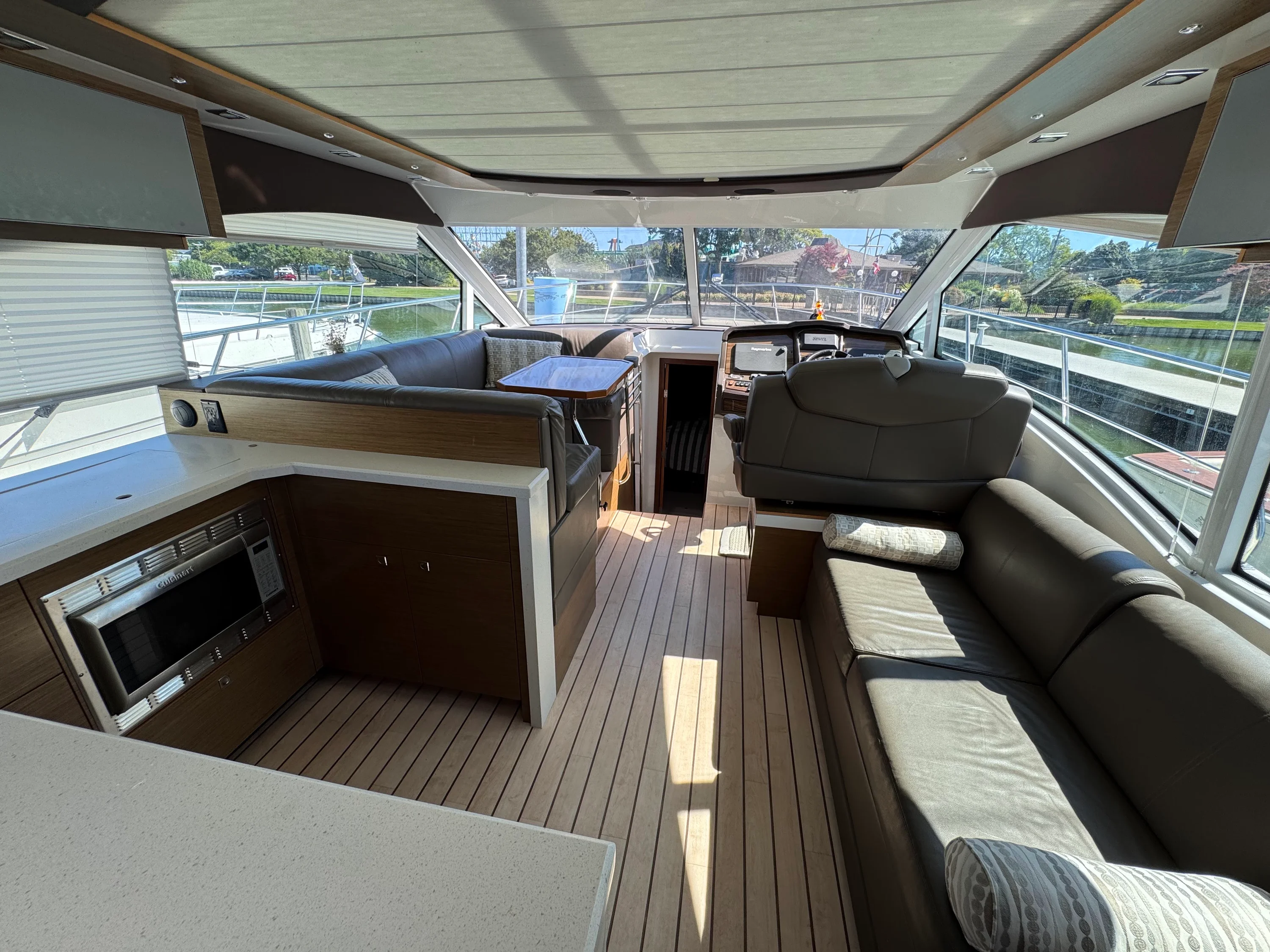 2014 Cruisers Yachts 45 CANTIUS Image Thumbnail #47