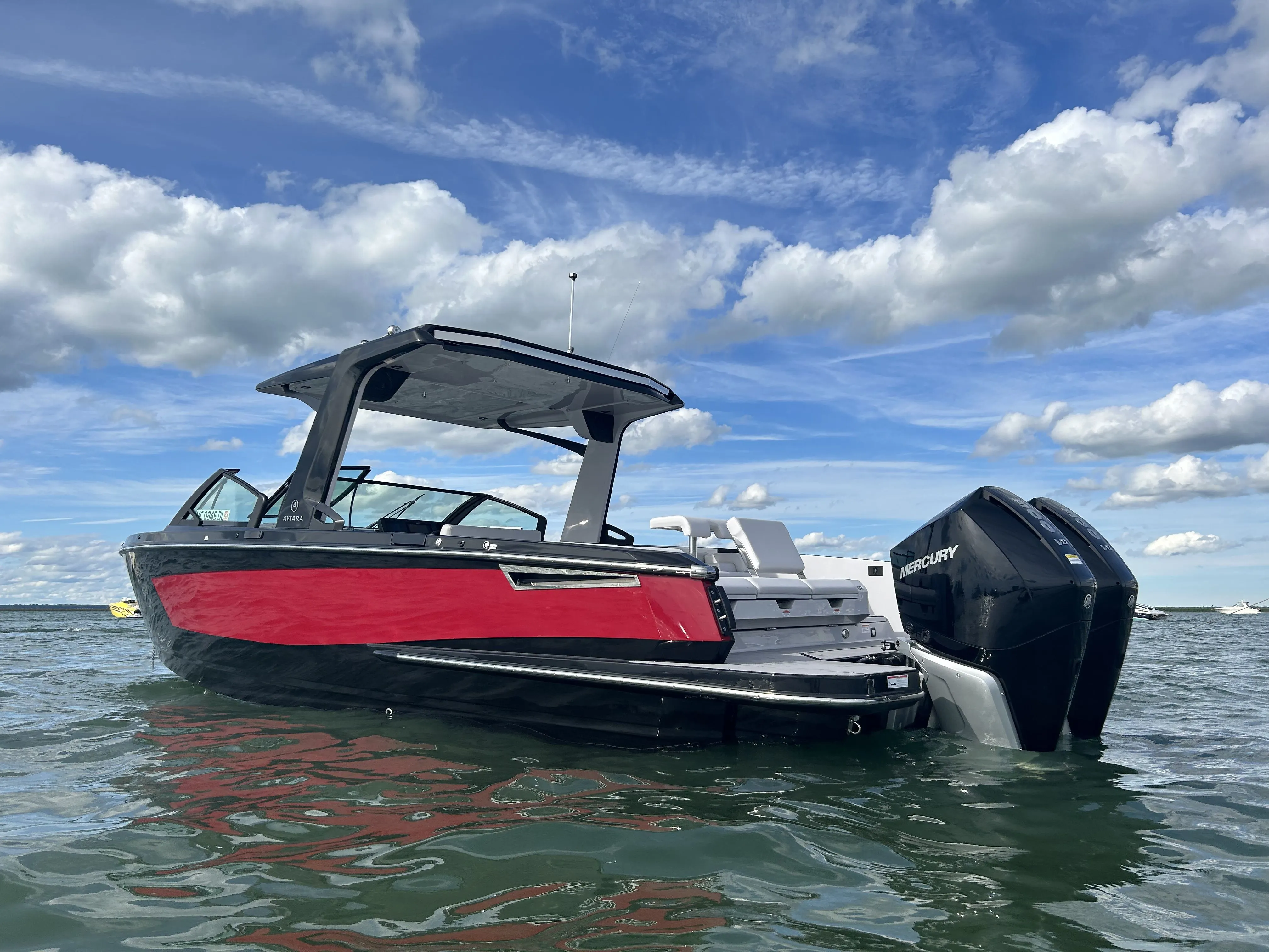 2024 Aviara AV32 Outboard Image Thumbnail #1