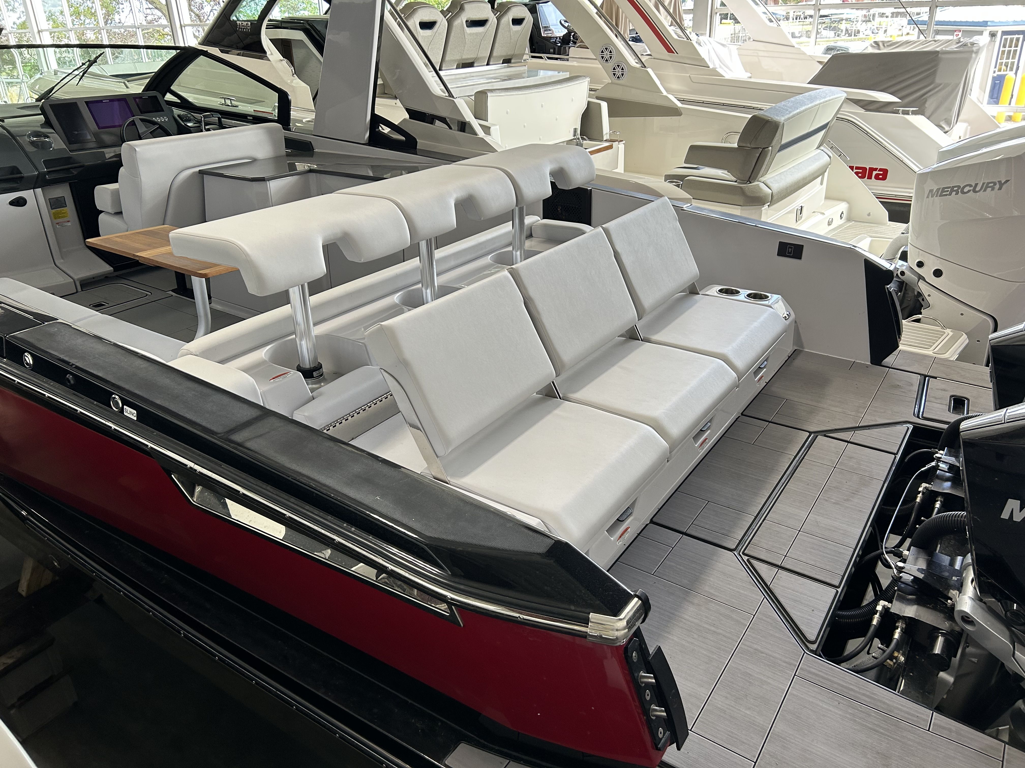 2024 Aviara AV32 Outboard Image Thumbnail #22