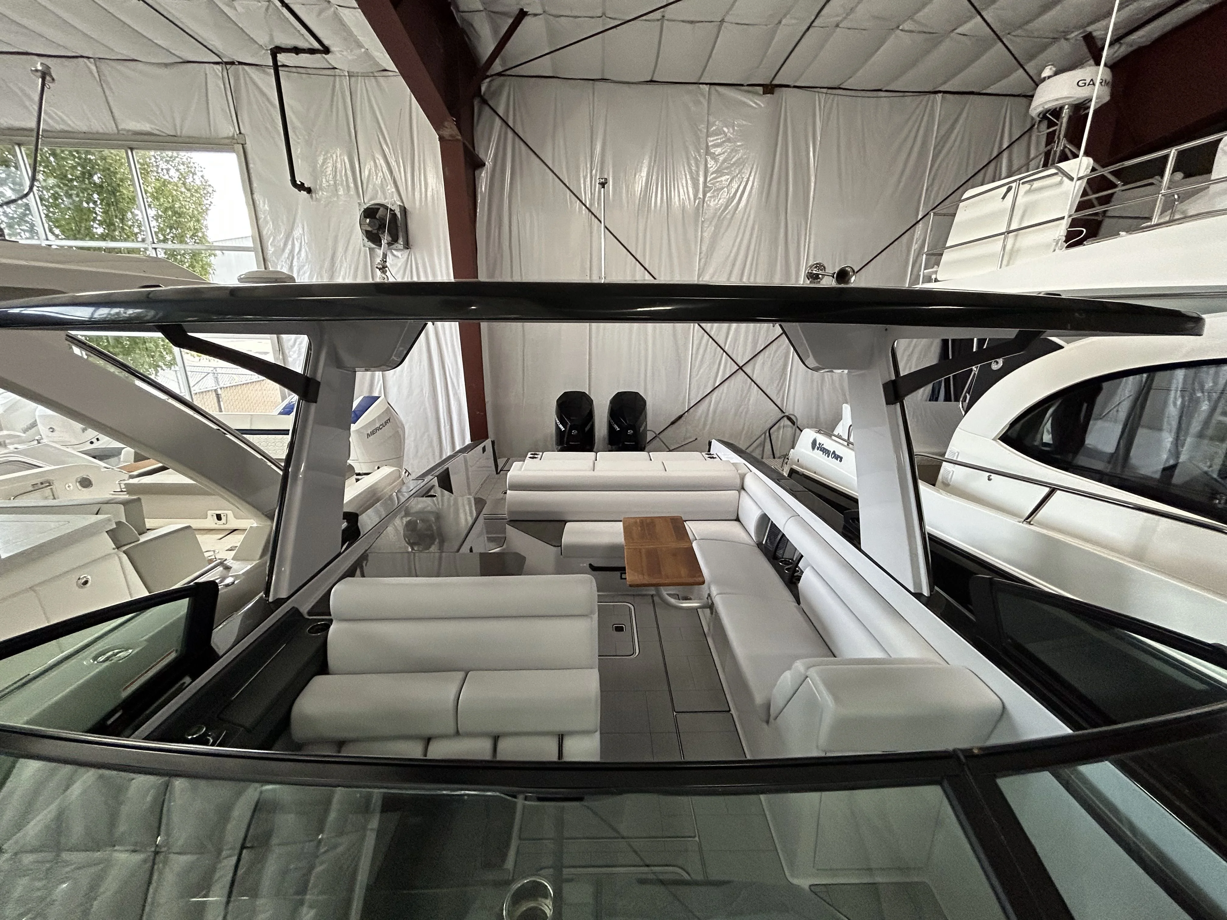 2024 Aviara AV32 Outboard Image Thumbnail #4