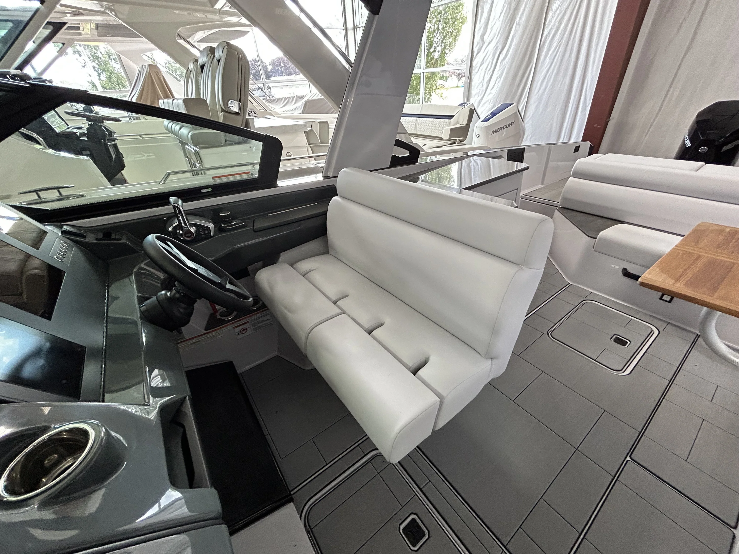 2024 Aviara AV32 Outboard Image Thumbnail #5