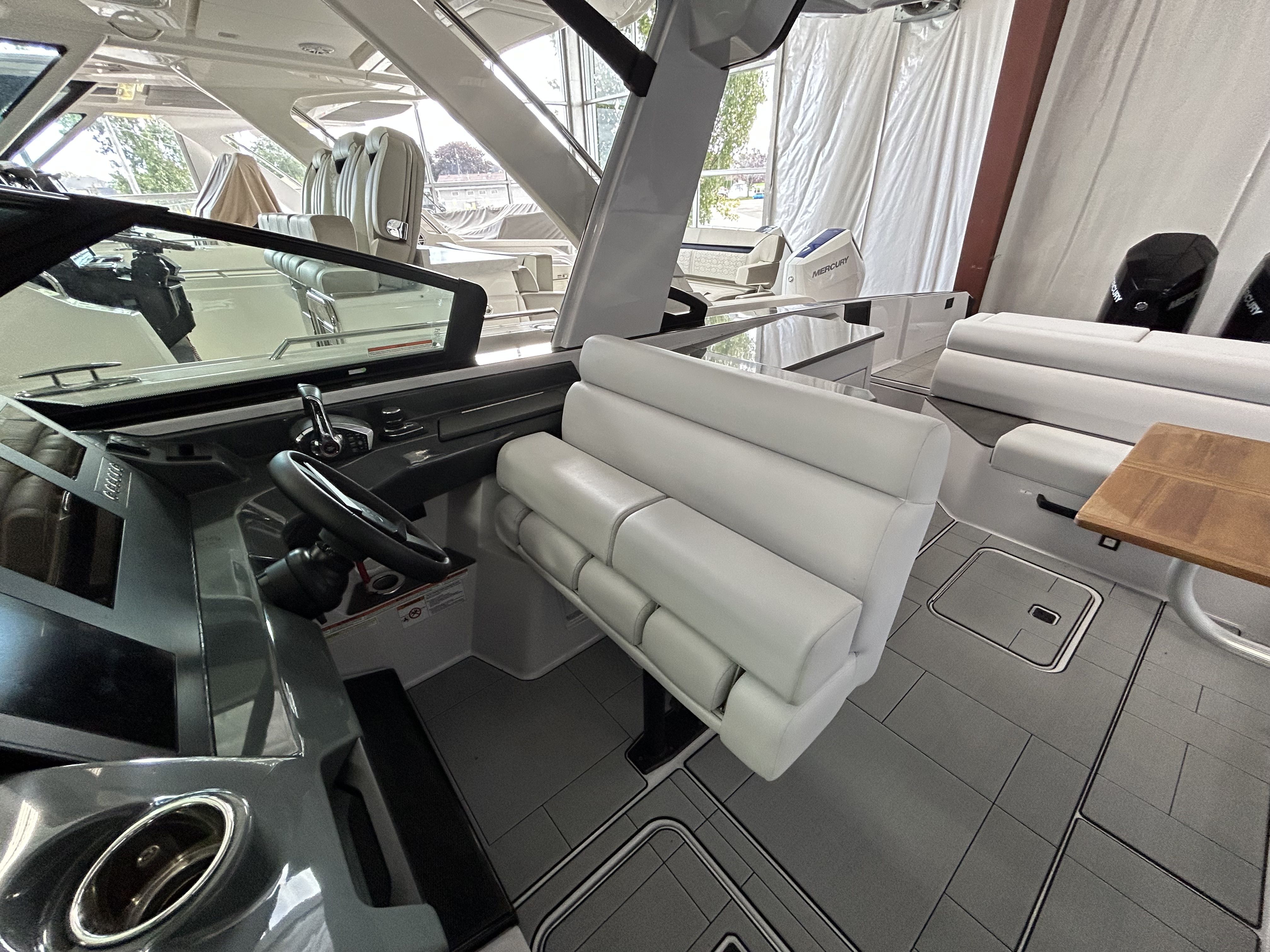 2024 Aviara AV32 Outboard Image Thumbnail #6