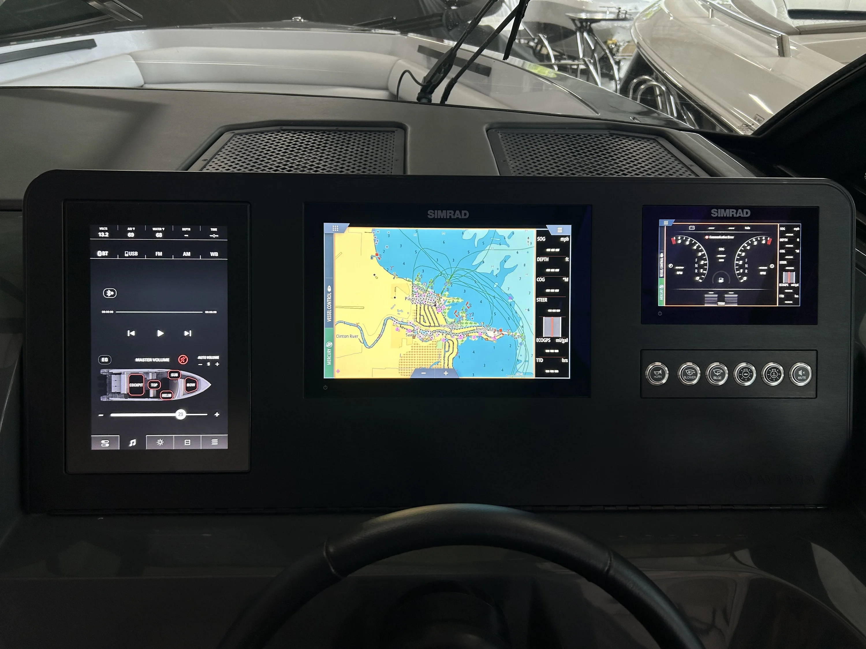 2024 Aviara AV32 Outboard Image Thumbnail #8