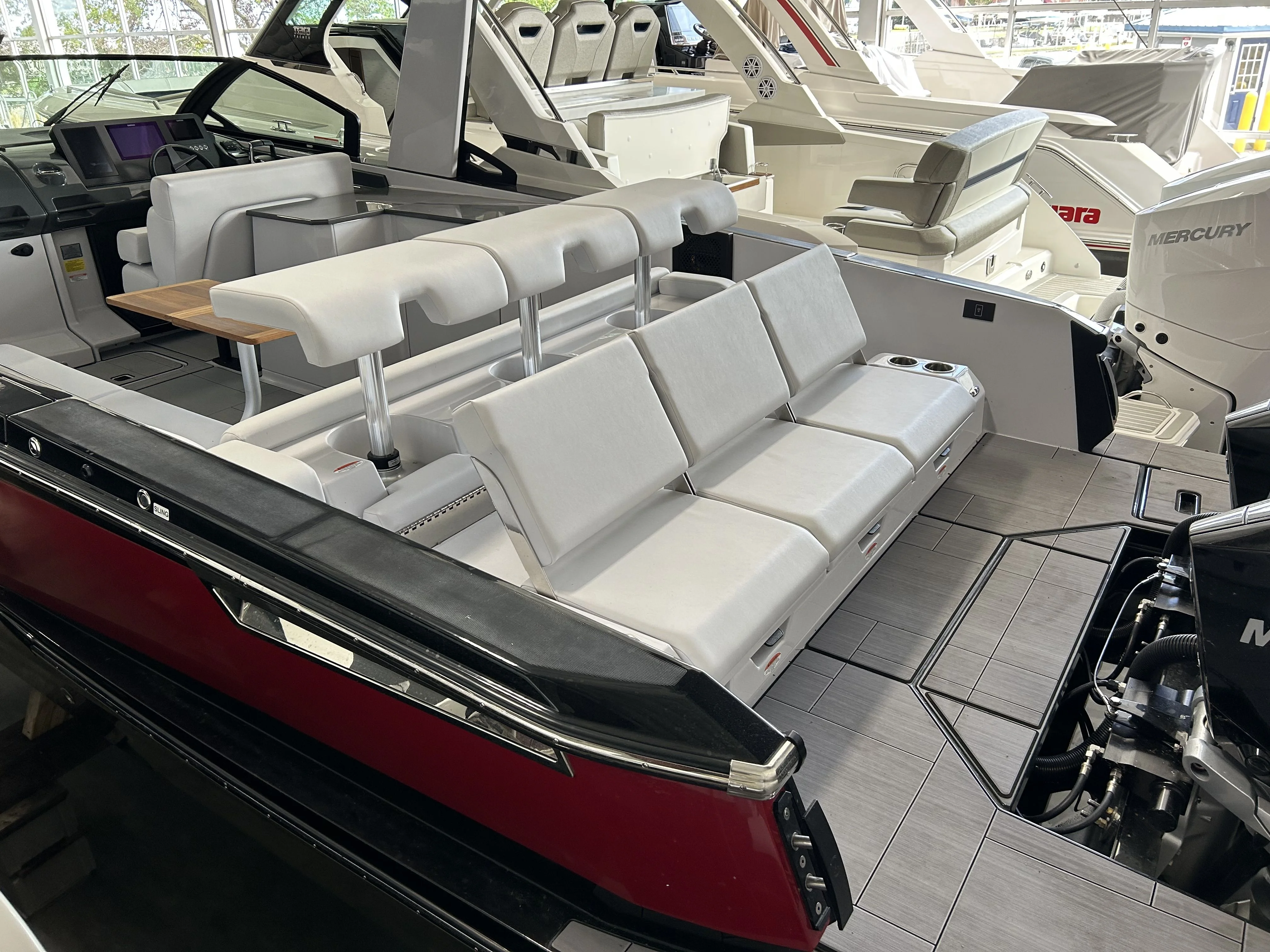 2024 Aviara AV32 Outboard Image Thumbnail #22