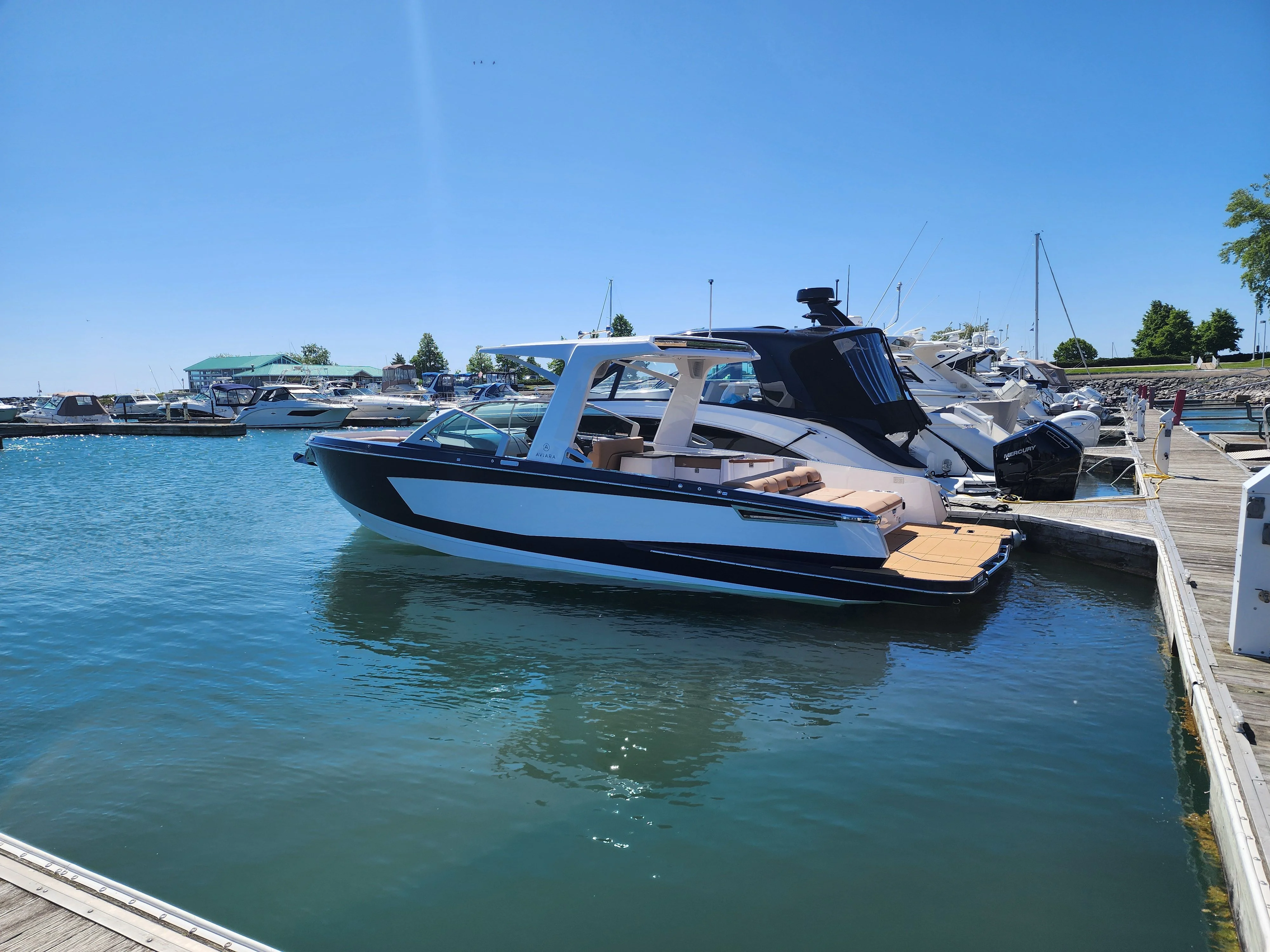 2024 Aviara AV32 Image Thumbnail #2