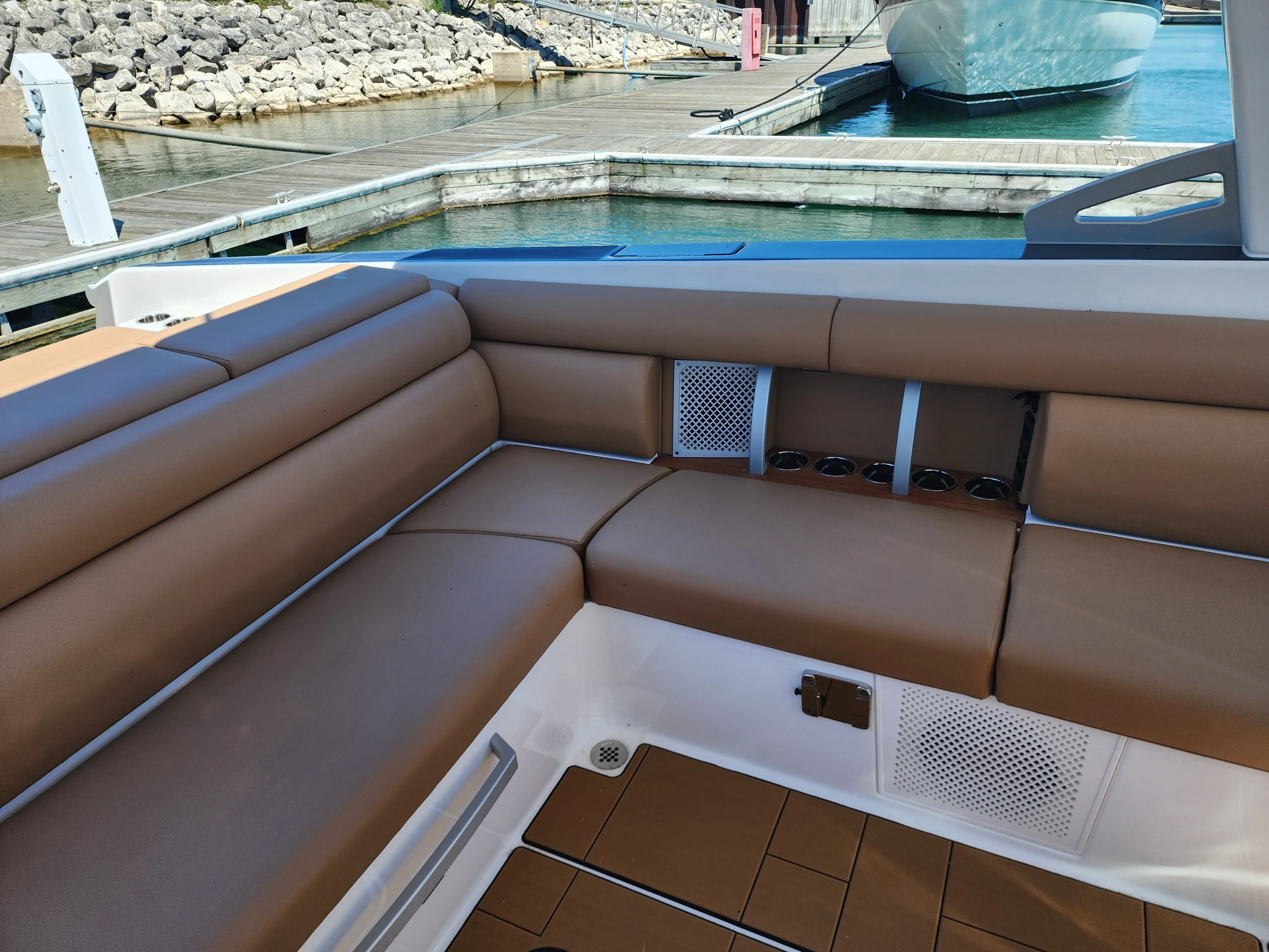 2024 Aviara AV32 Image Thumbnail #18