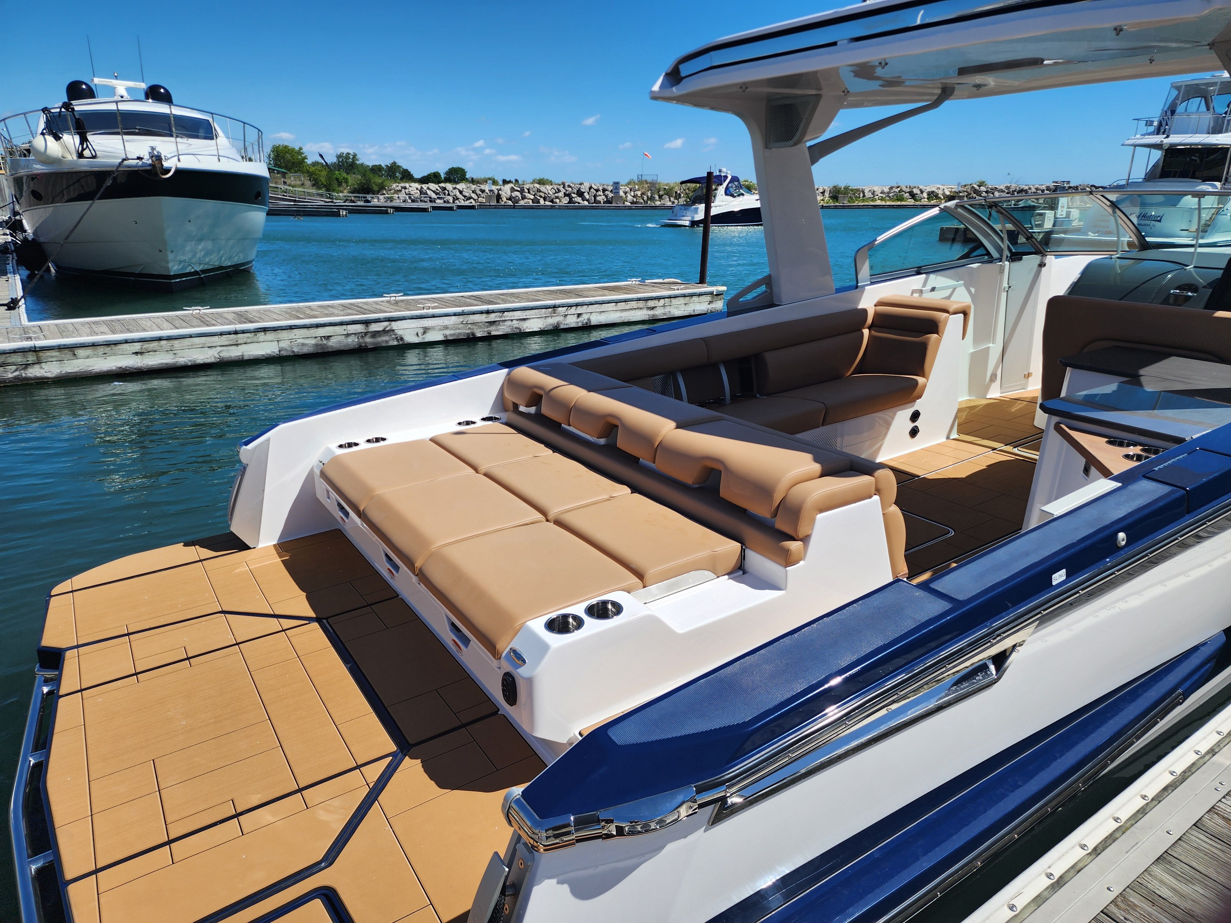 2024 Aviara AV32 Image Thumbnail #9