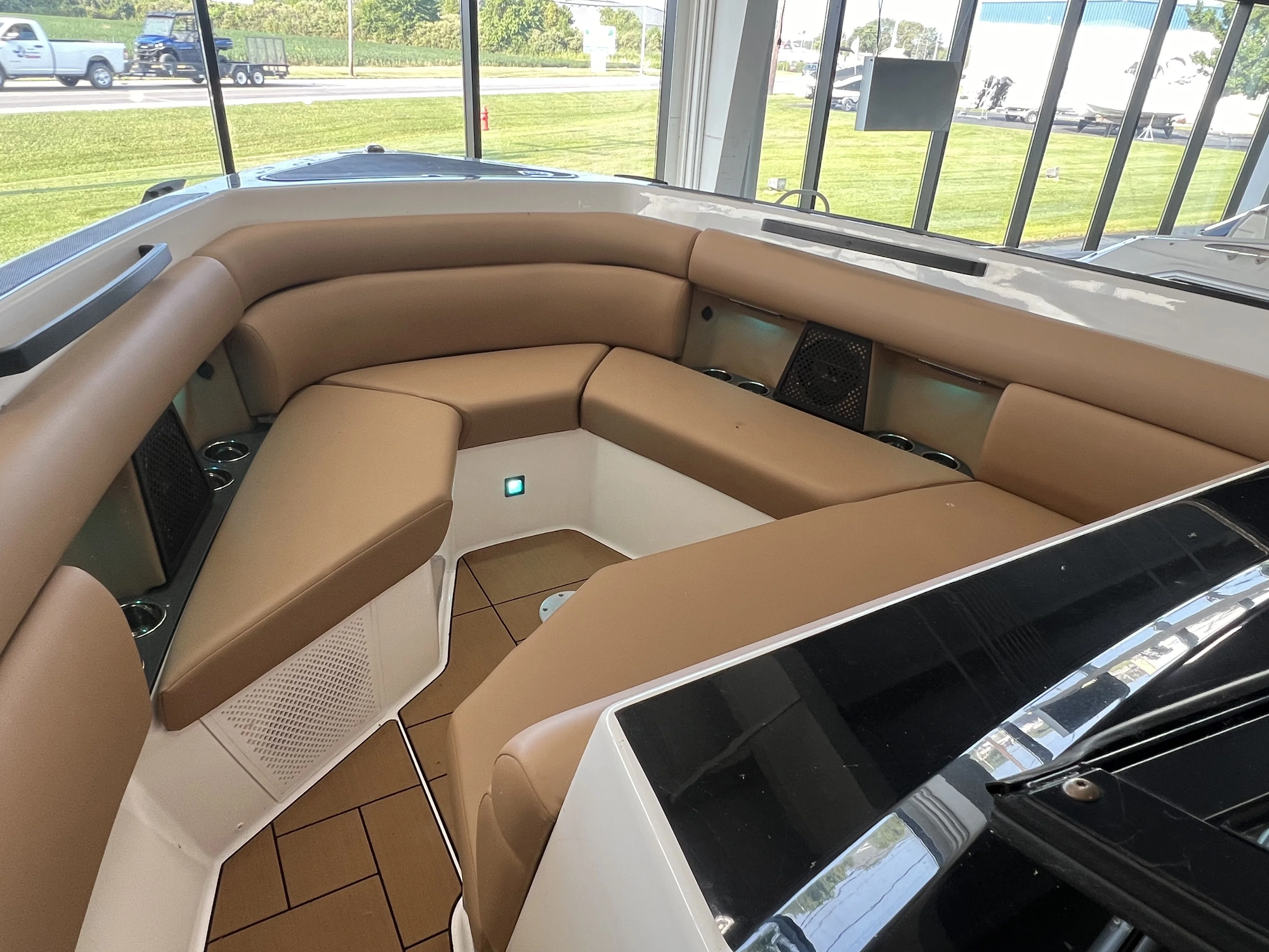 2023 Aviara AV36 Image Thumbnail #6