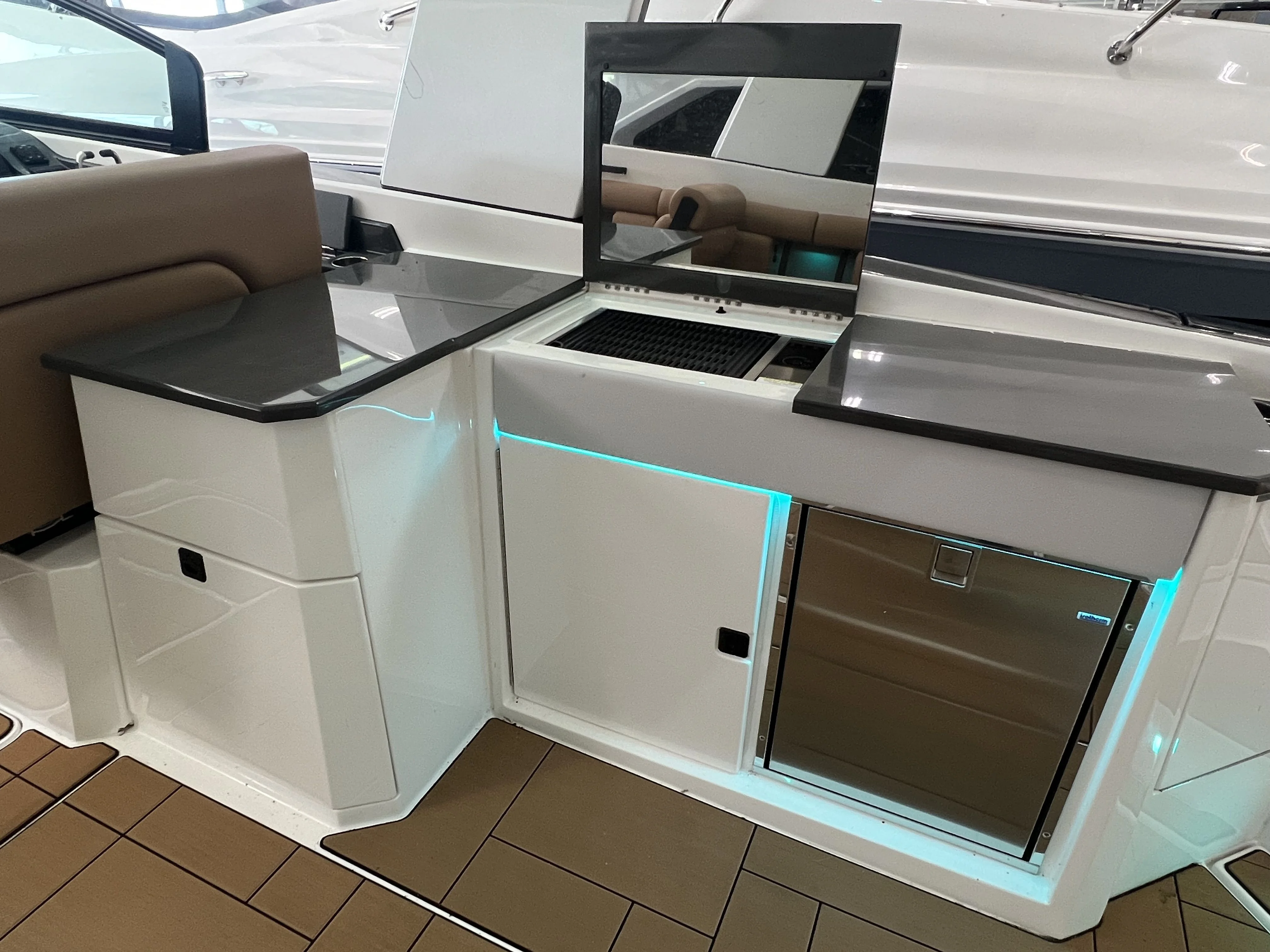 2023 Aviara AV36 Image Thumbnail #14