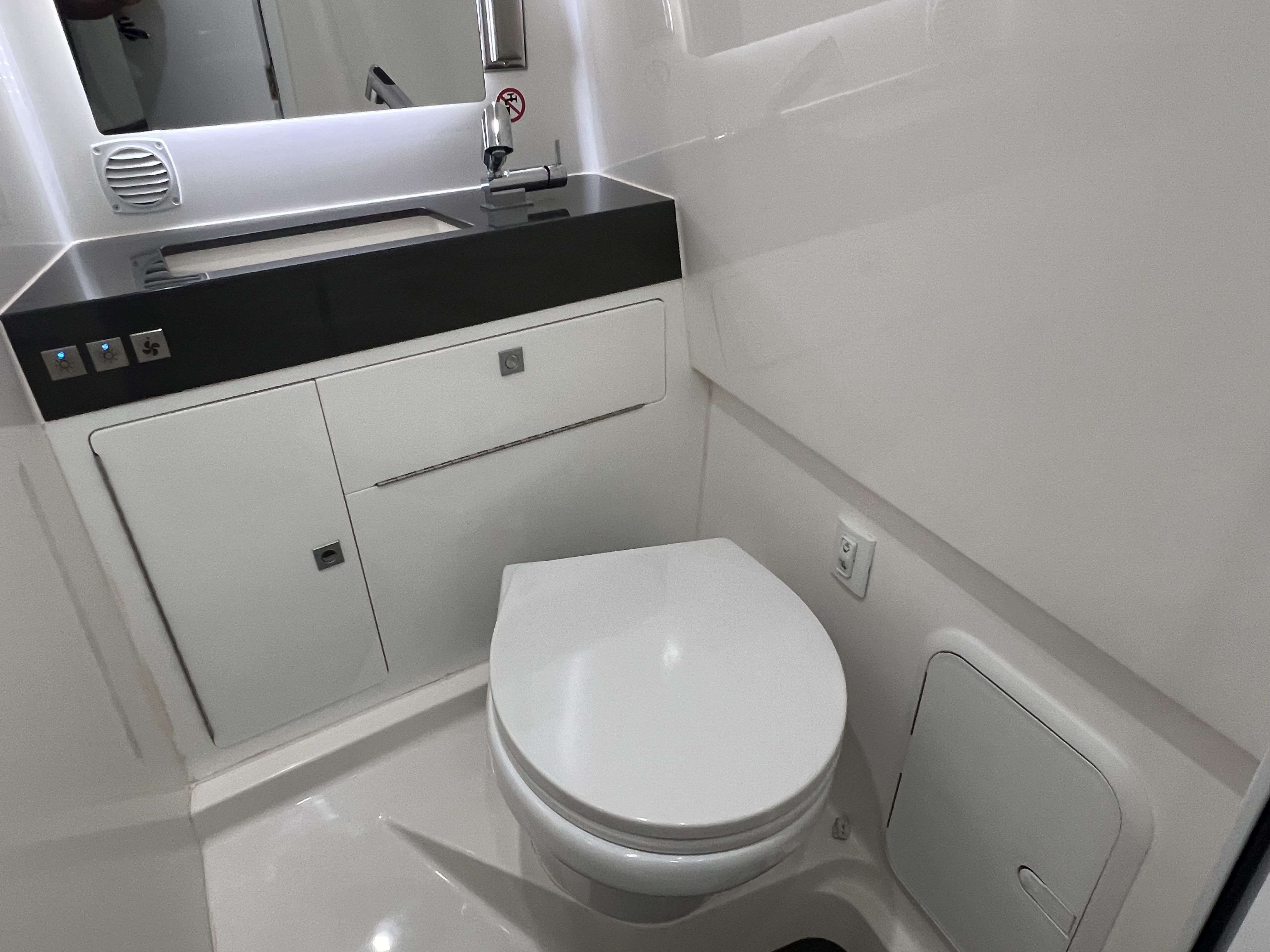 2023 Aviara AV36 Image Thumbnail #22