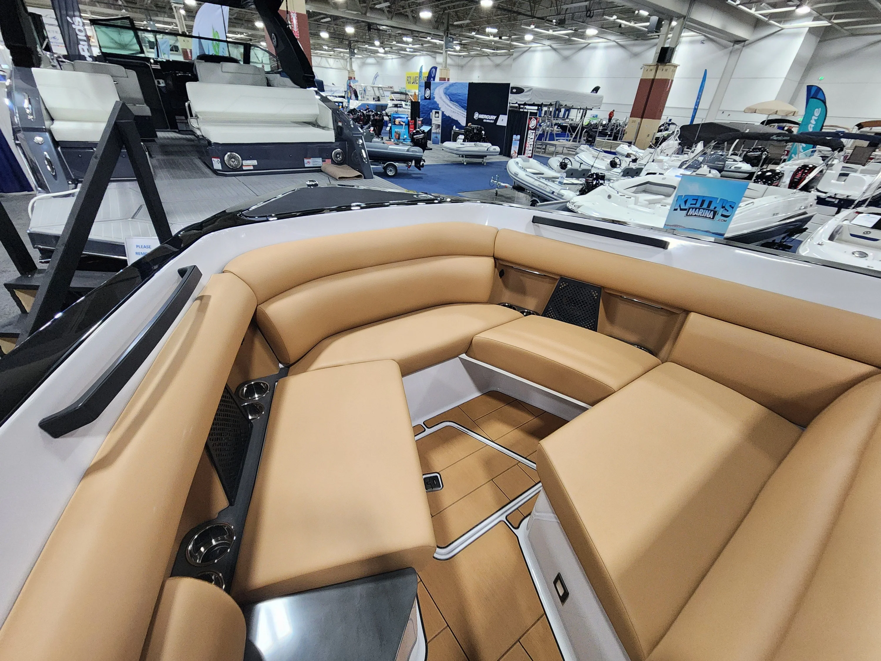 2024 Aviara AV32 Image Thumbnail #3