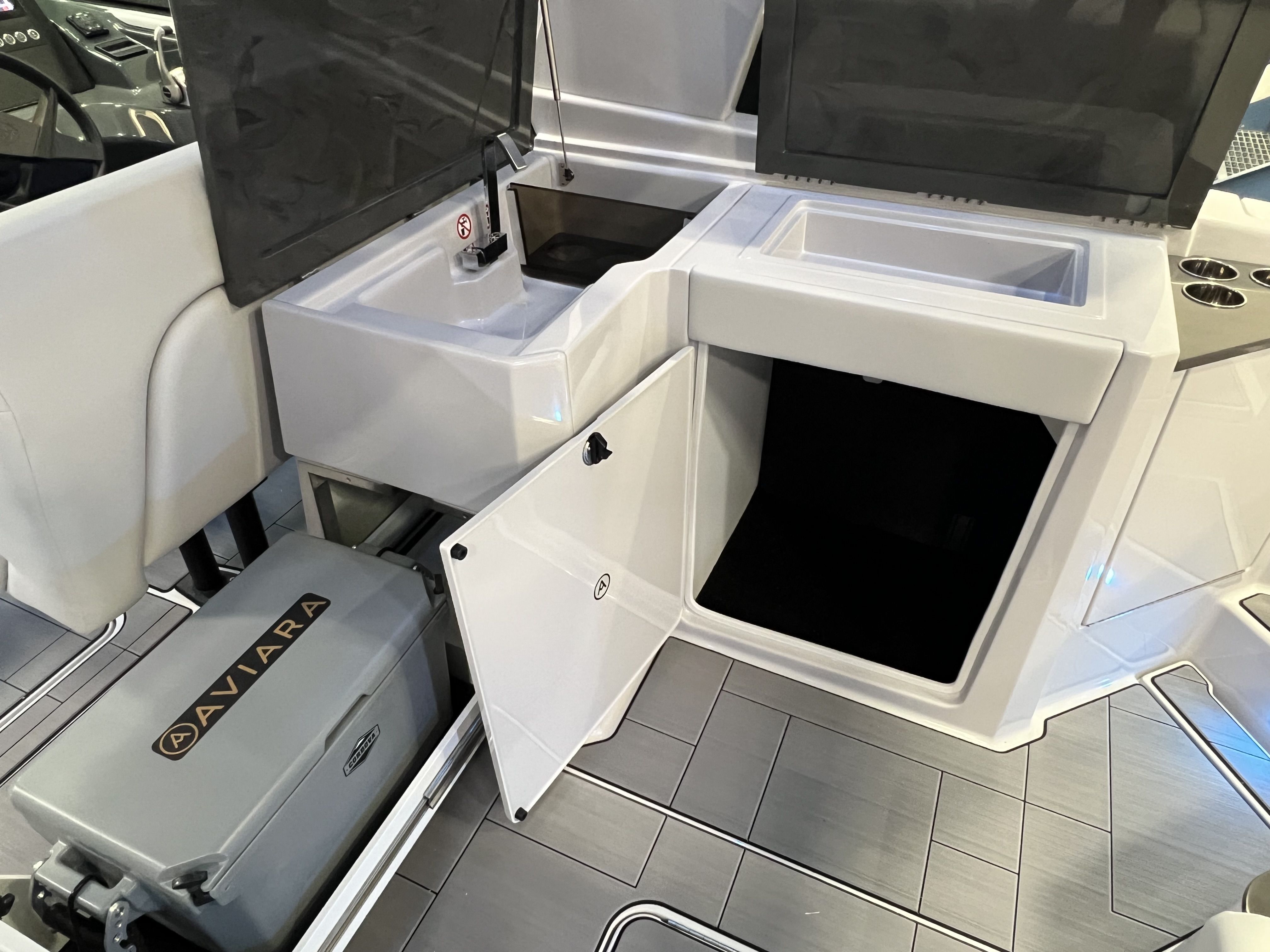 2024 Aviara AV32 Image Thumbnail #14