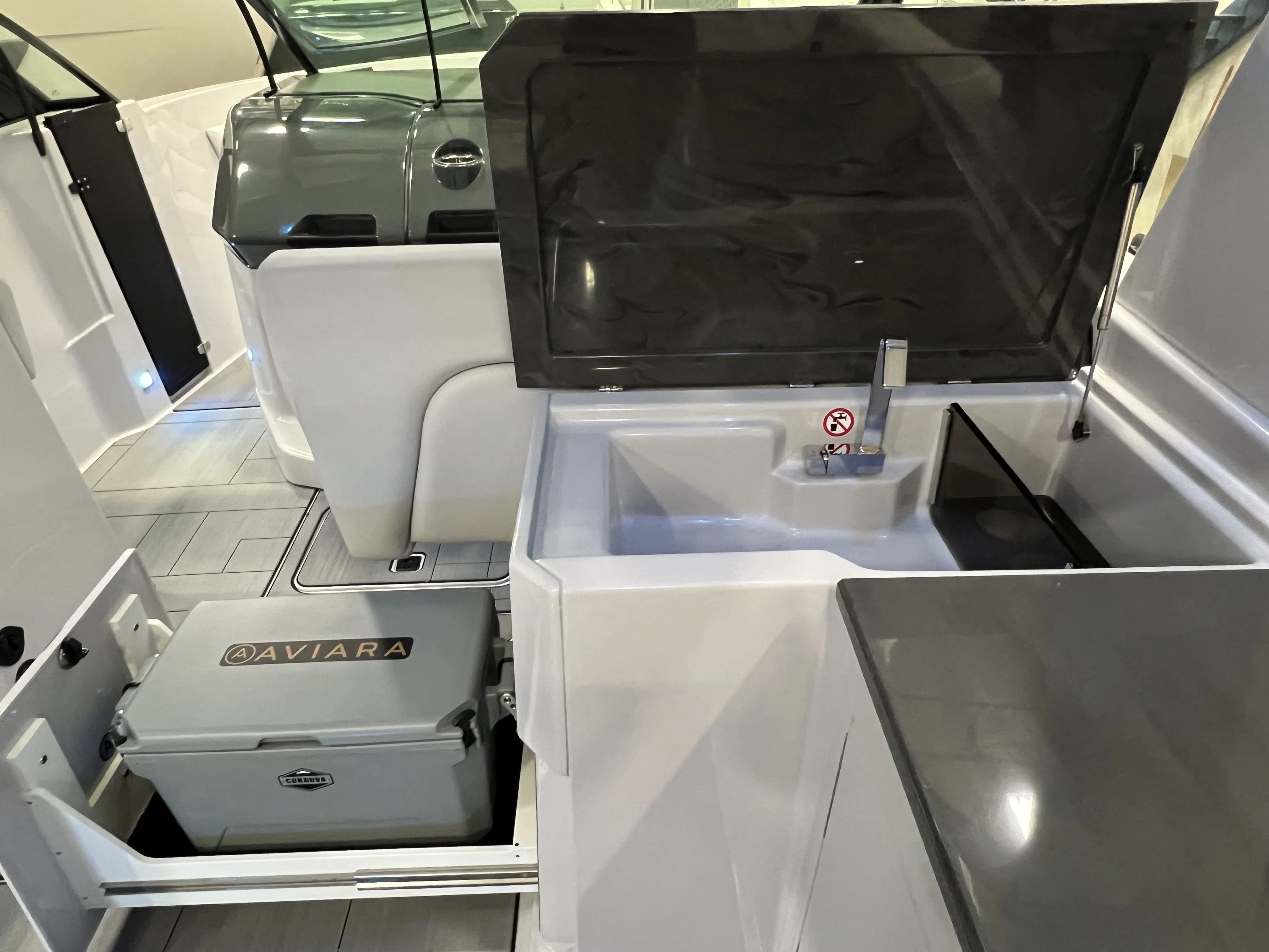 2024 Aviara AV32 Image Thumbnail #16