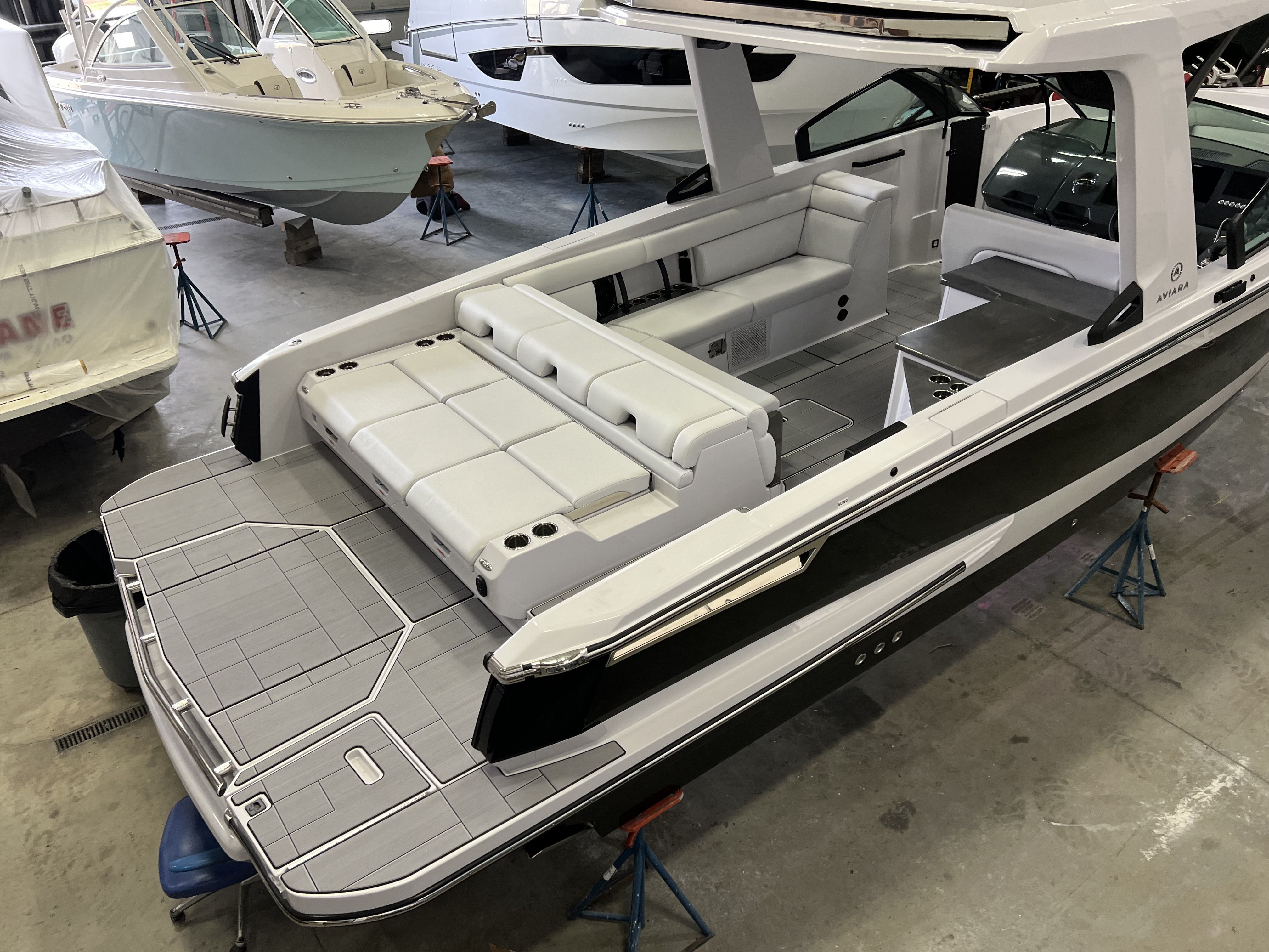 2024 Aviara AV32 Image Thumbnail #3