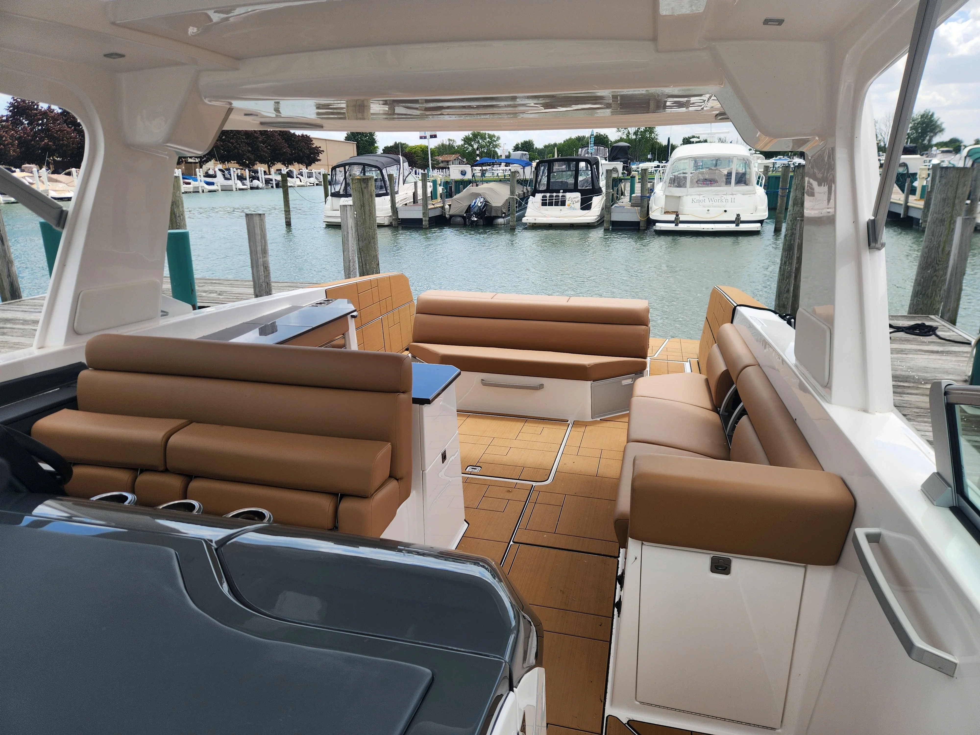 2024 Aviara AV40 Image Thumbnail #10