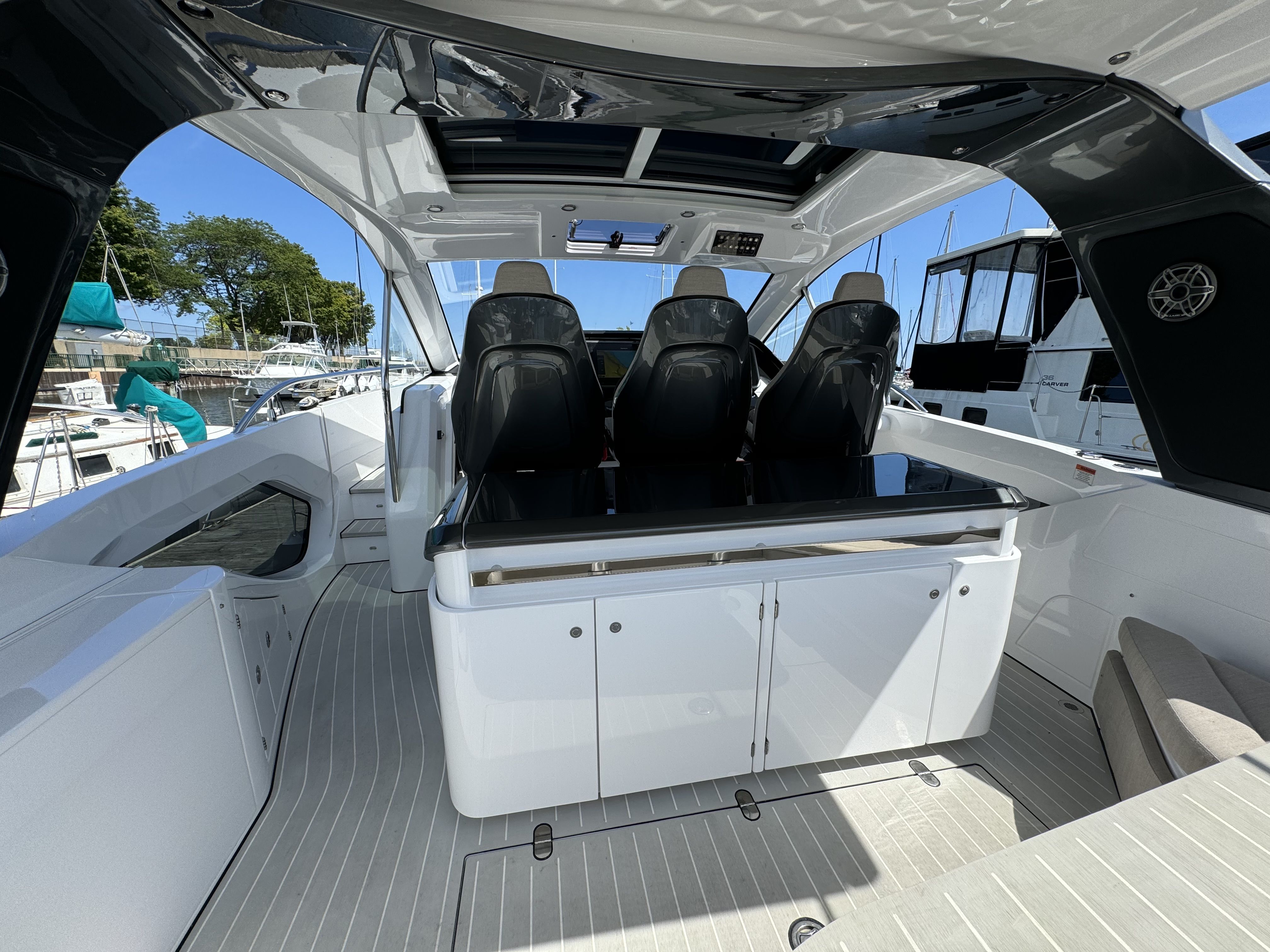 2024 Azimut
                                                             42VERVE Image Thumbnail #12