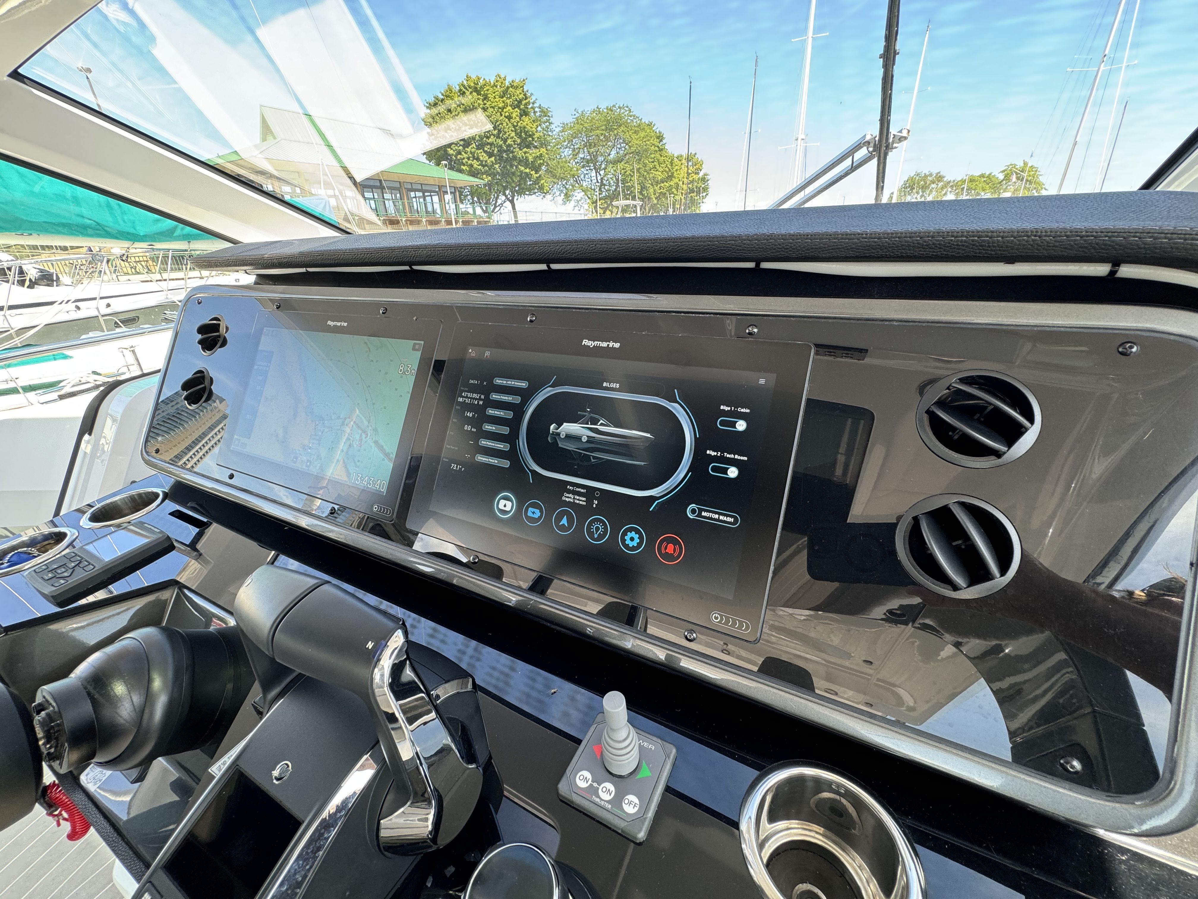 2024 Azimut
                                                             42VERVE Image Thumbnail #18